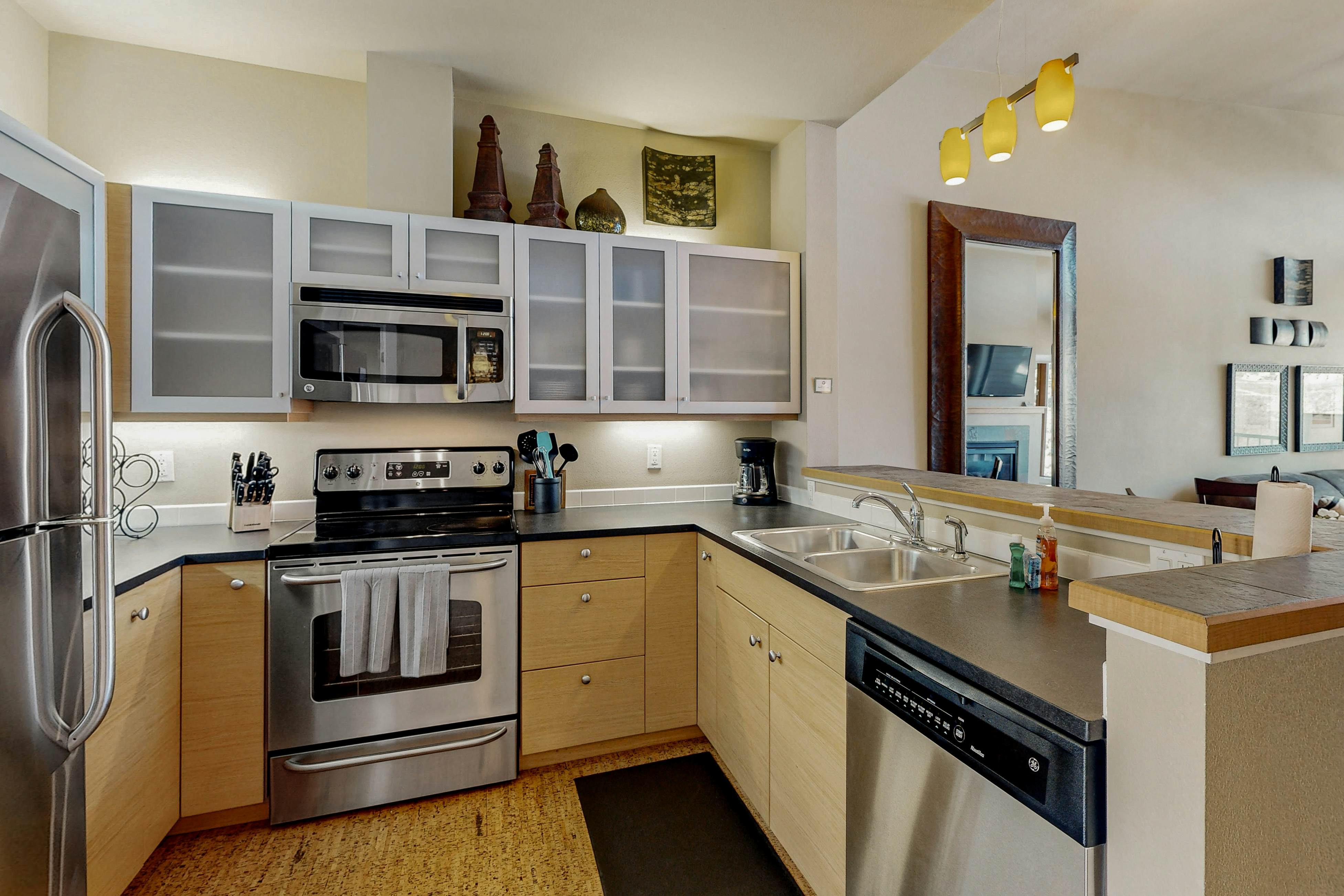 Chelan Resort Suites - #409 Suite Views 409