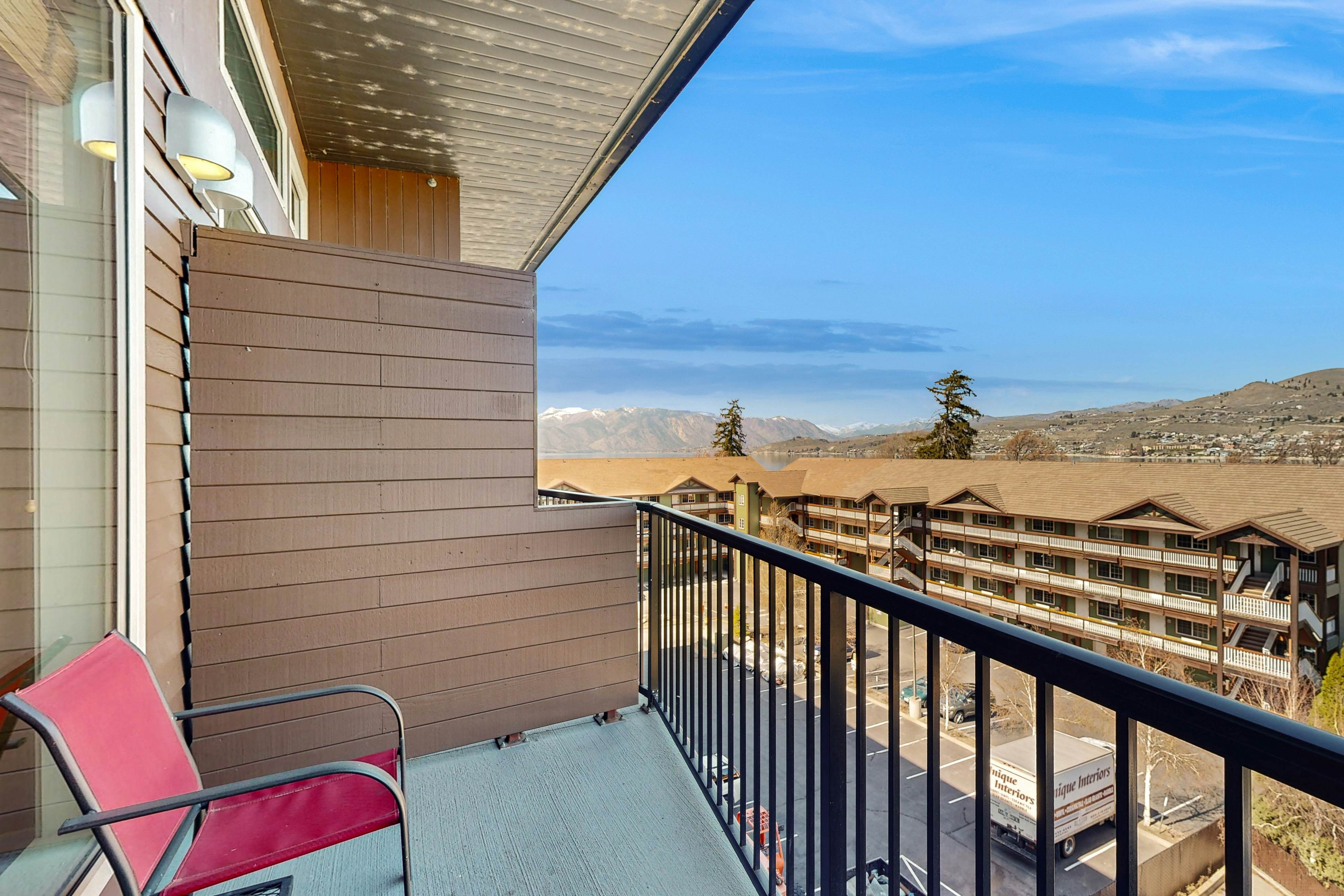 Chelan Resort Suites - #409 Suite Views 409