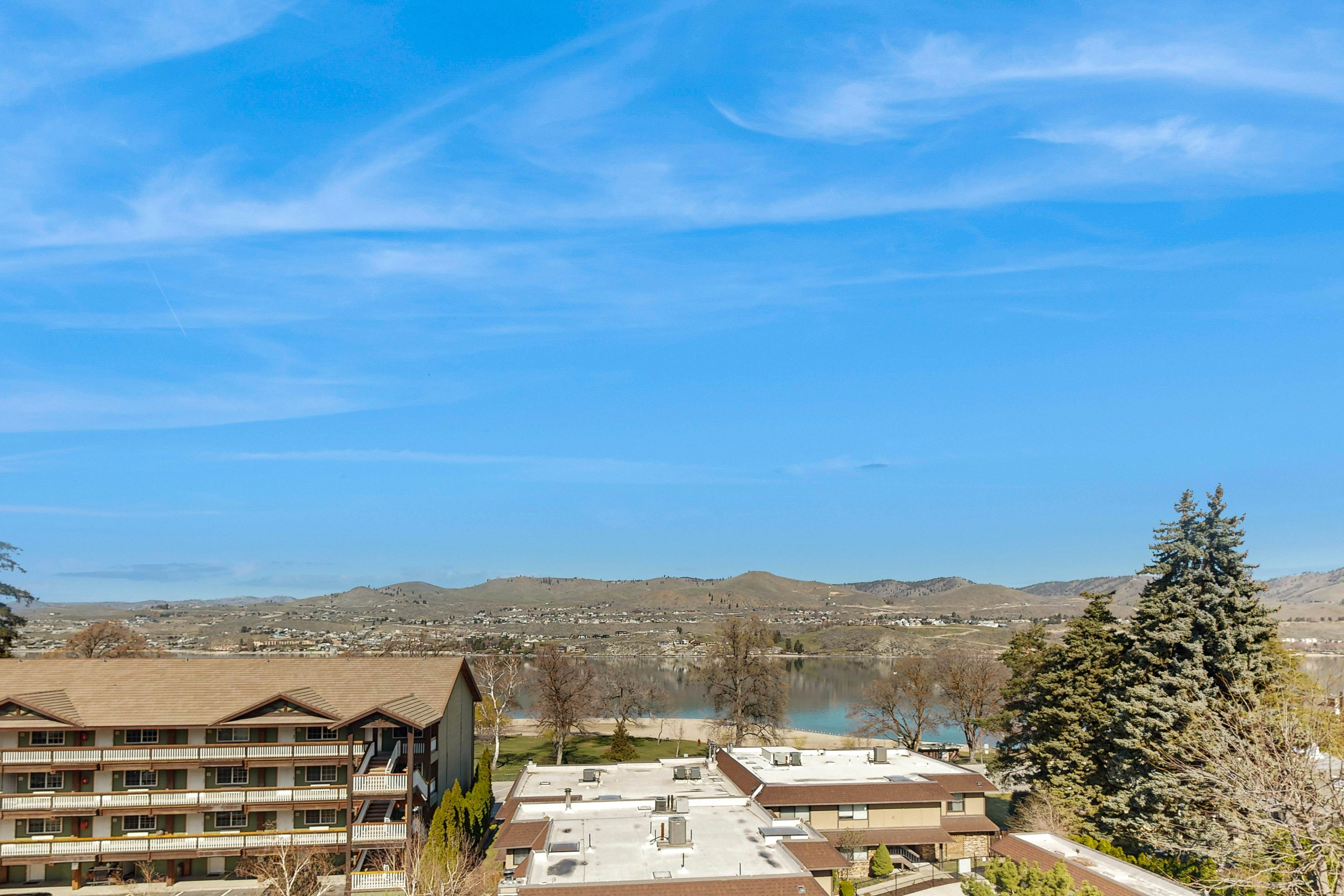 Chelan Resort Suites - #409 Suite Views 409