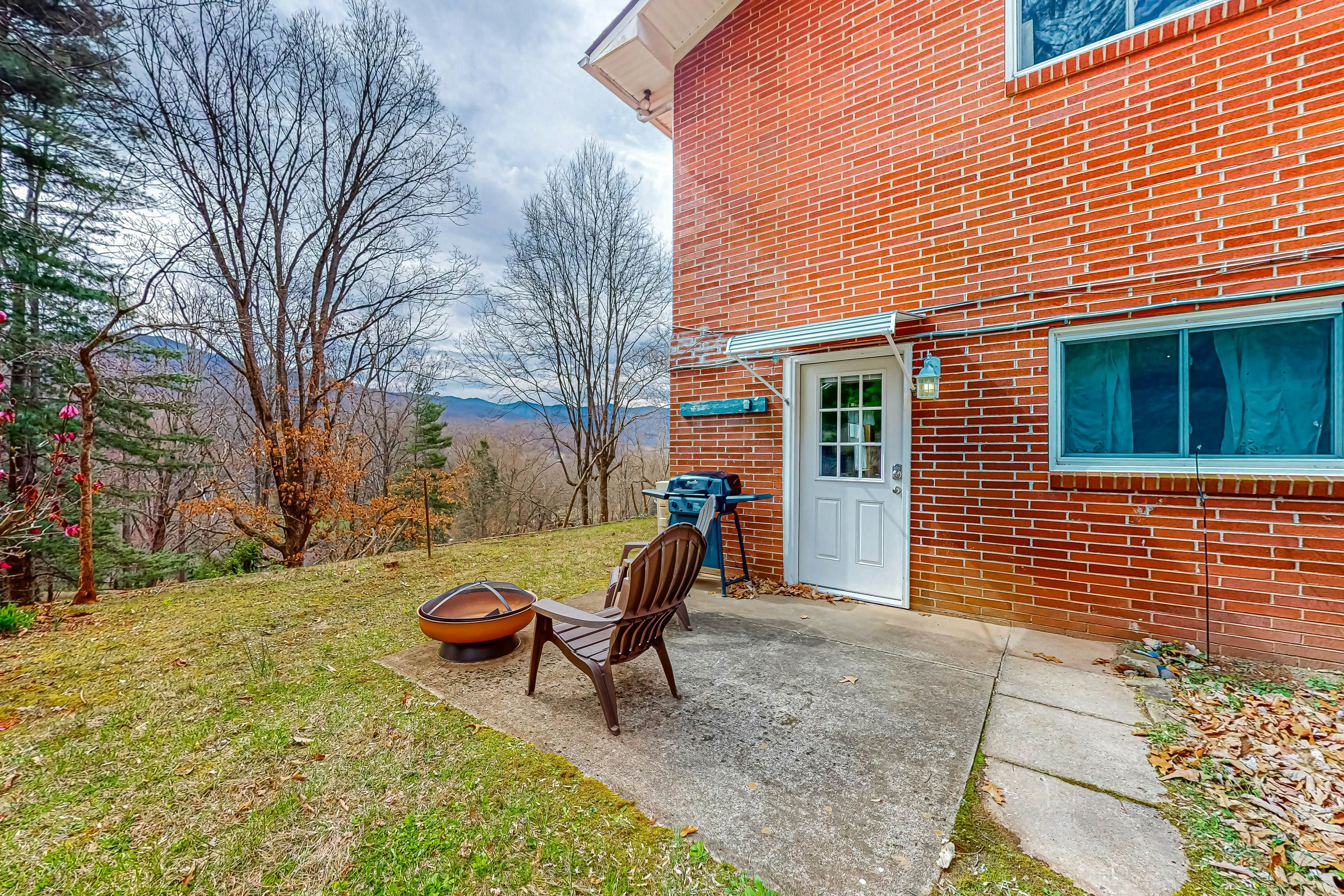 Cozy Mountain Hideaway