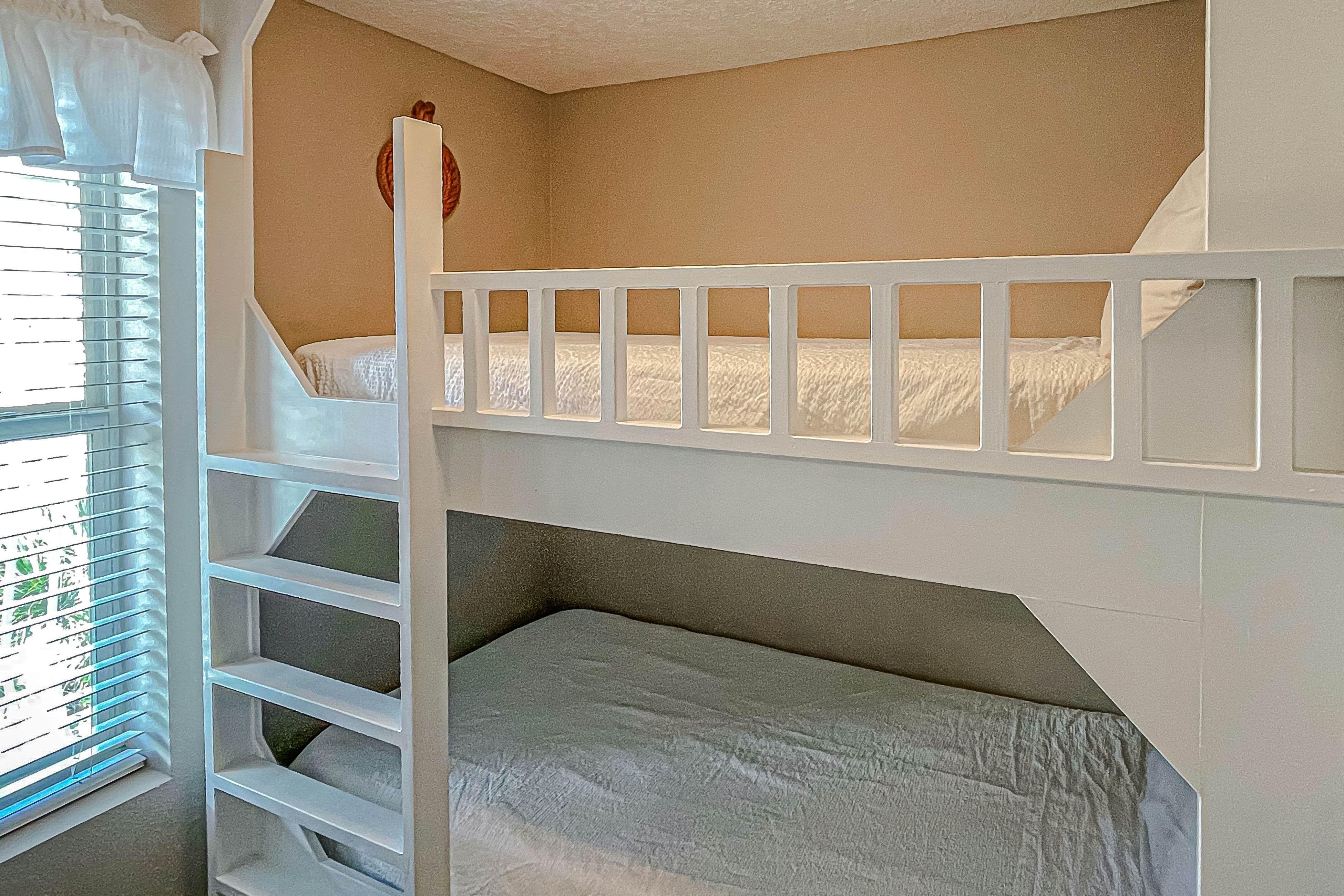 Dunes of Seagrove B203