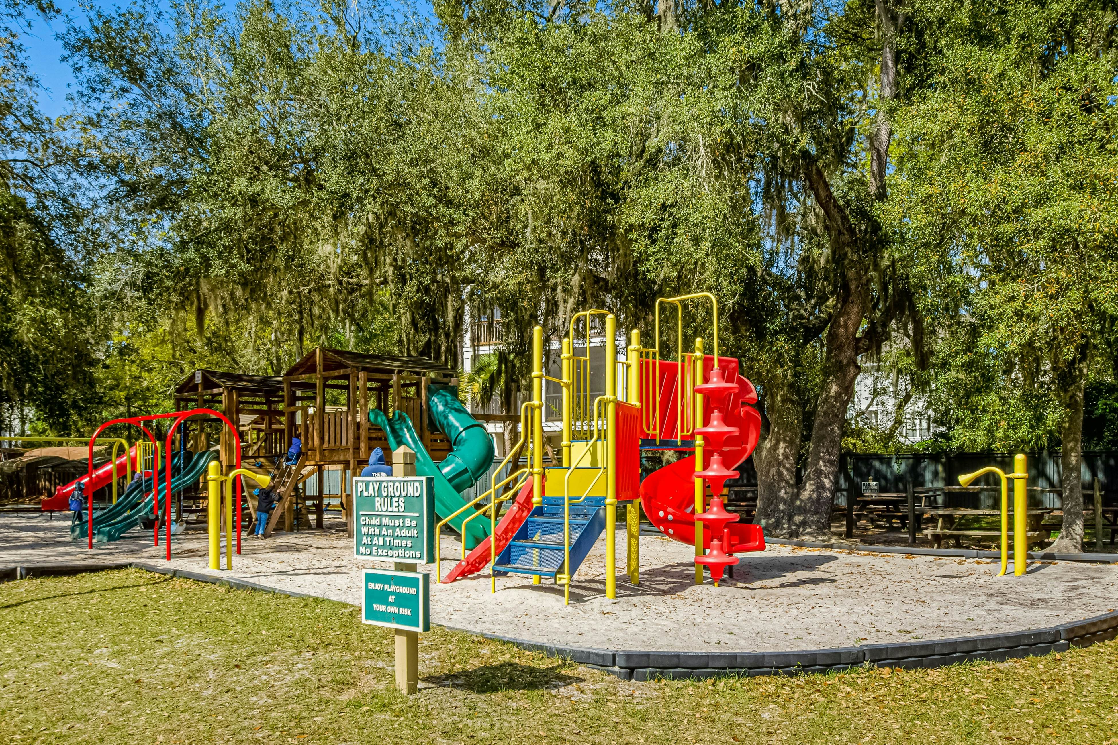 HH Beach & Tennis 101AR