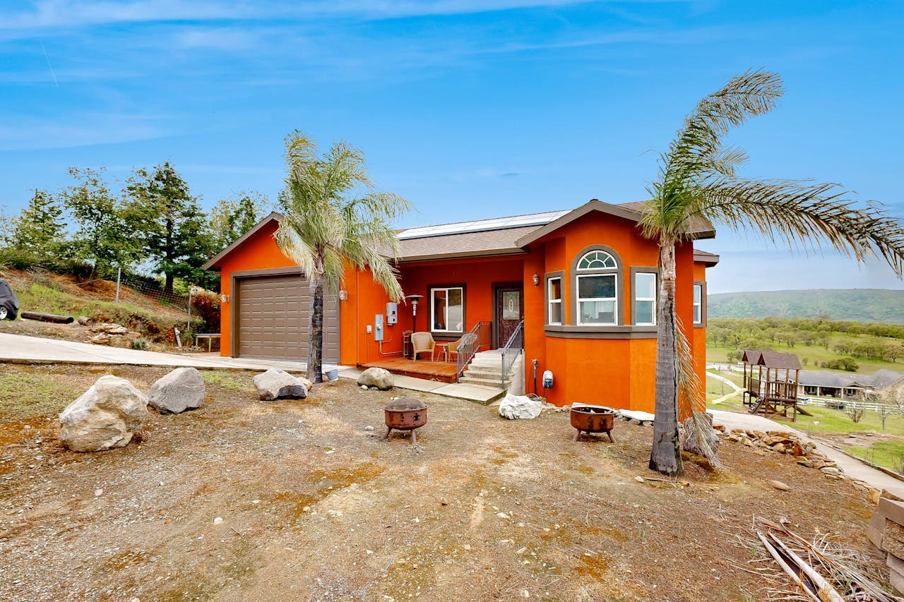 Casa Bellisima 3 BD Copperopolis, CA Vacation Rental Vacasa