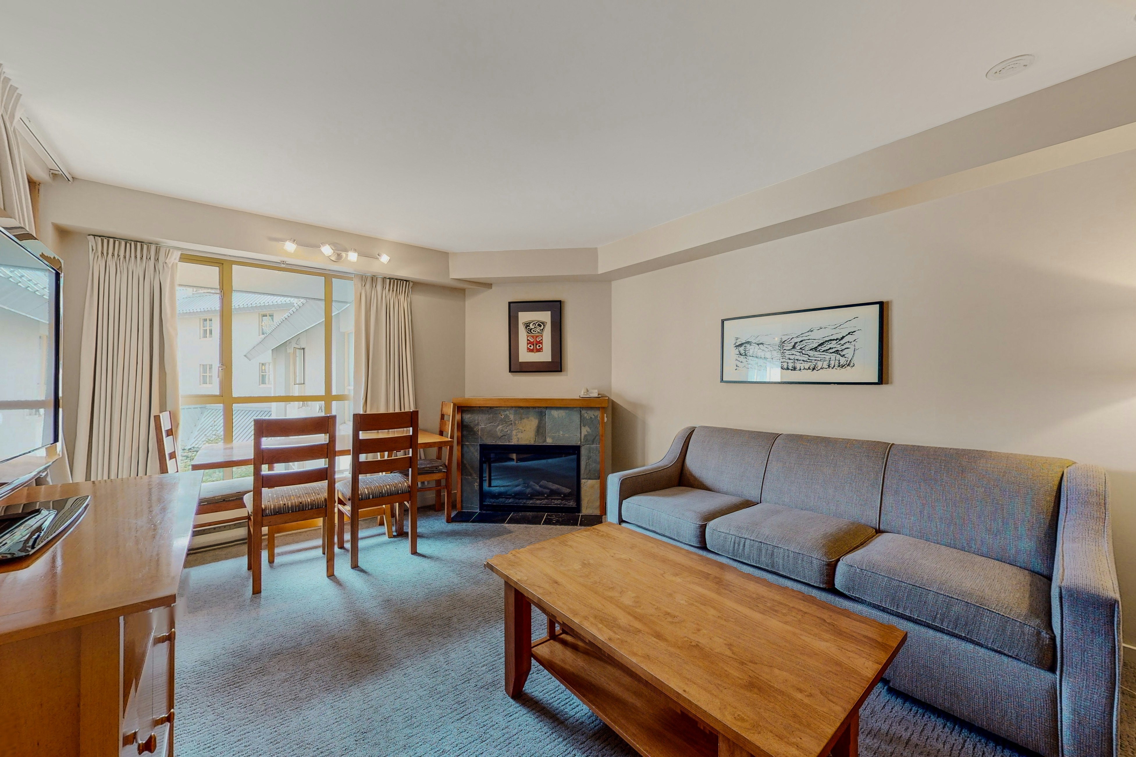 Whistler Peak Lodge 426