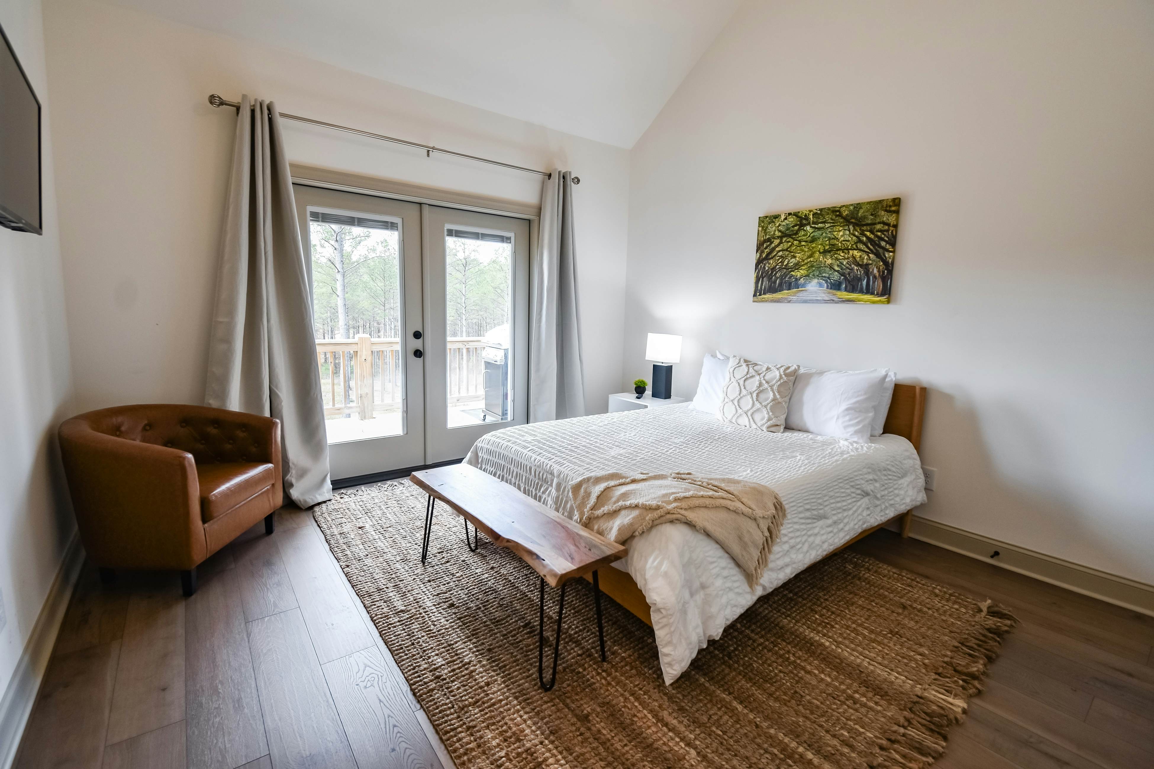 Mountain Peak Lodge - Cabin & Game Room Retreat 