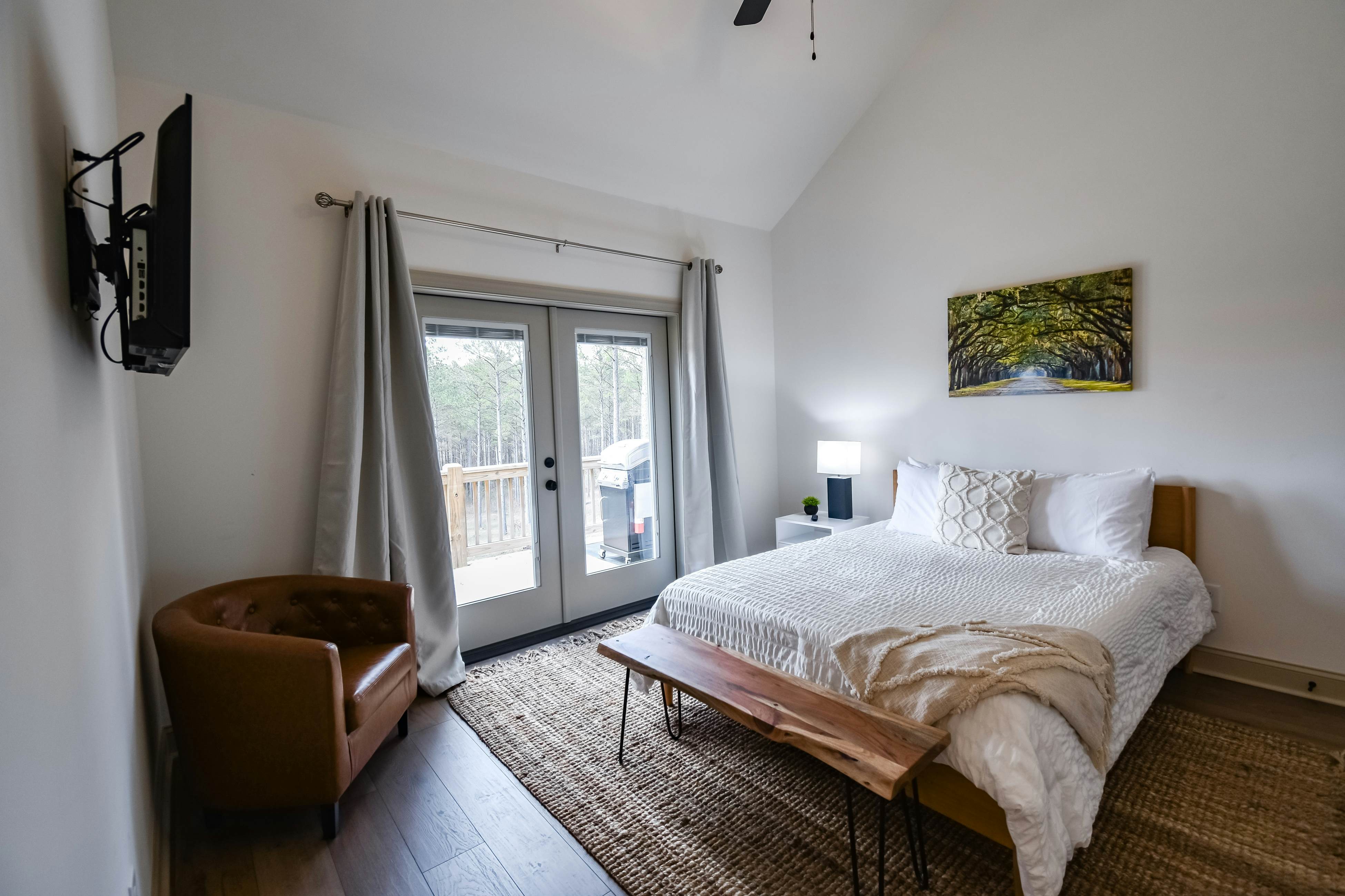 Mountain Peak Lodge - Cabin & Game Room Retreat 