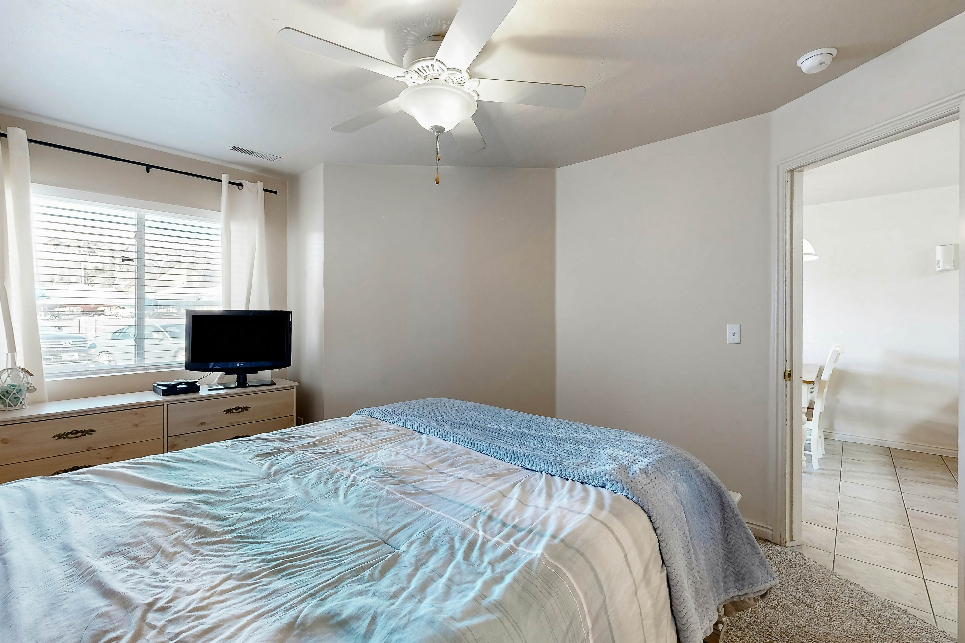 Harbor Village Pool Building Condo 104