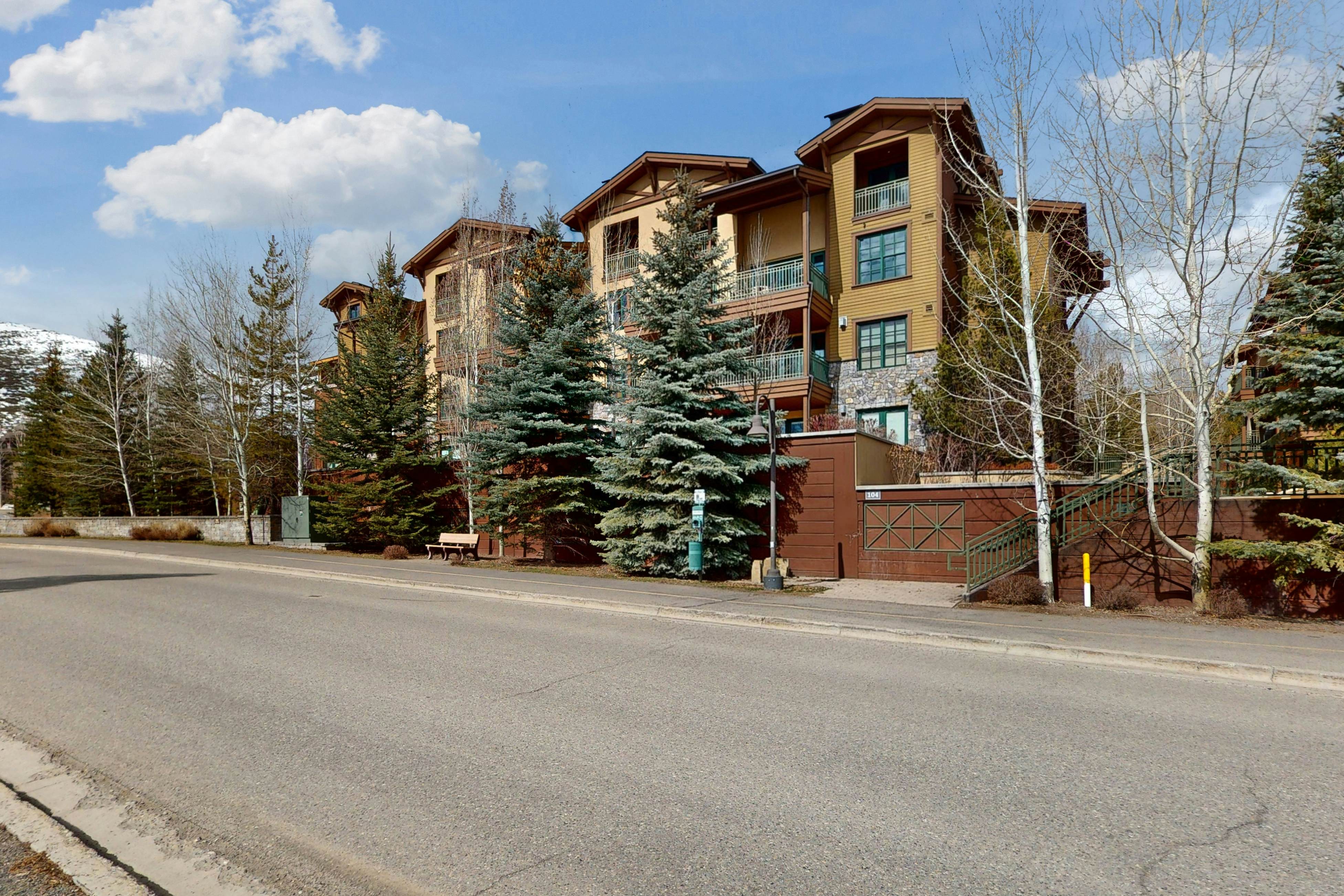 Elkhorn Springs Retreat