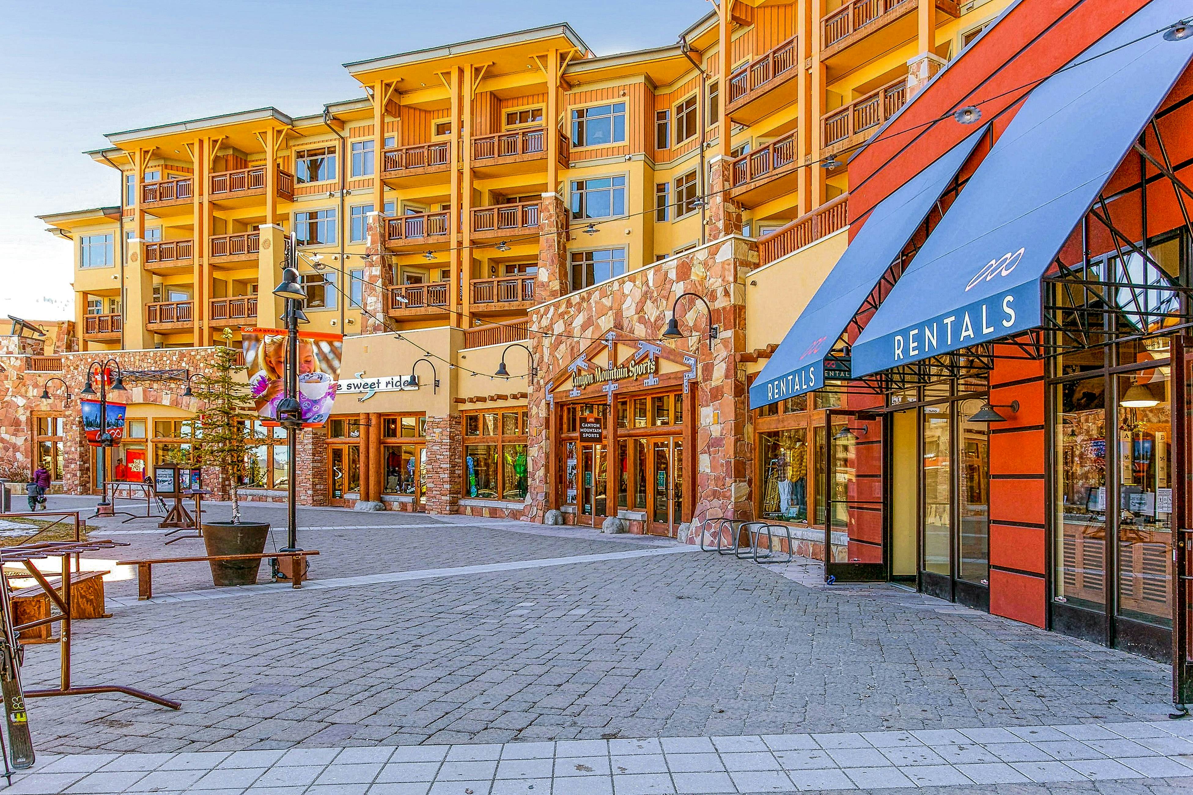 Designer Blackstone 105 Canyons Village 