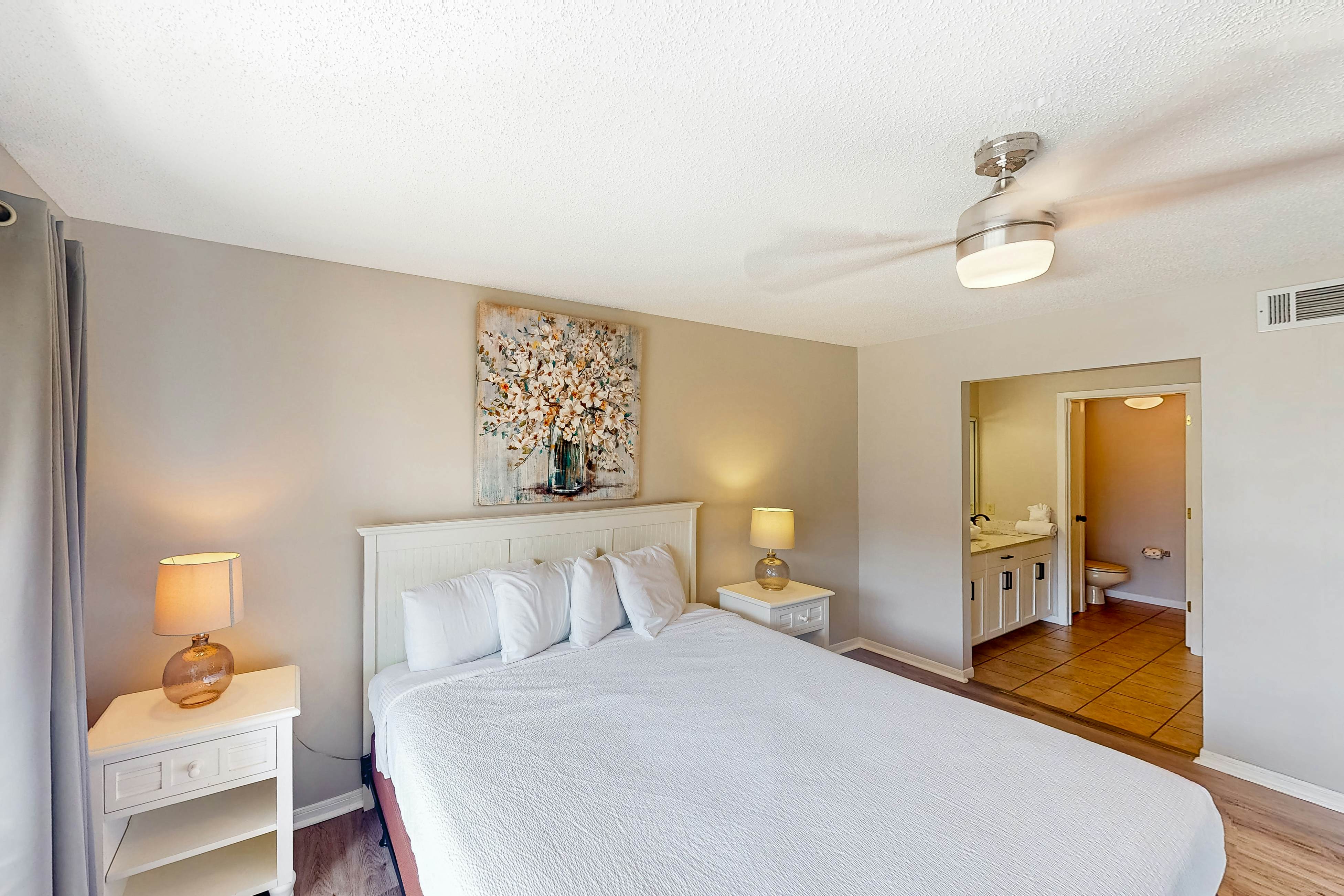 Edgewater Golf Villa #3309