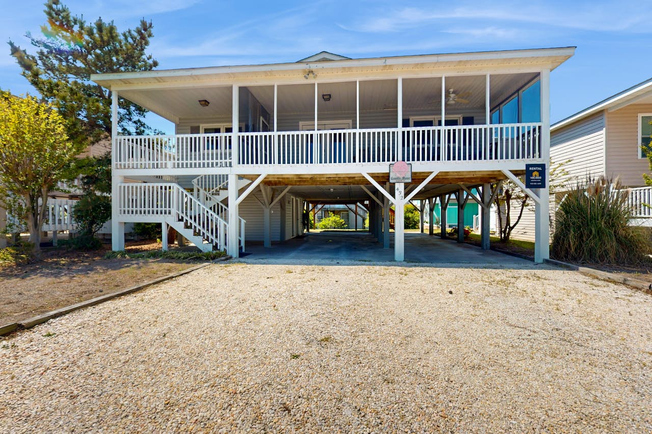 Coquille Manor 4 BD Sunset Beach, NC Vacation Rental Vacasa