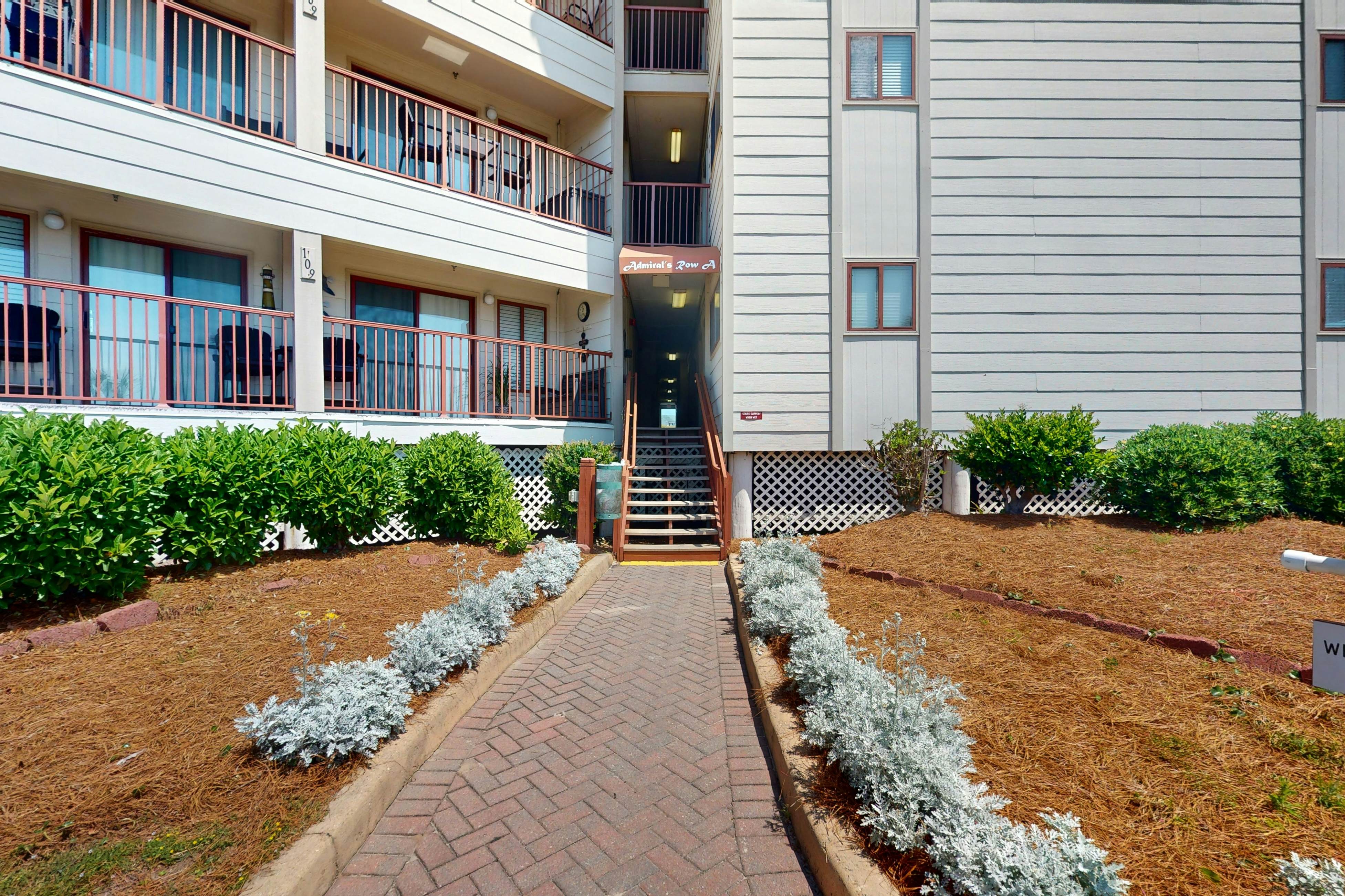 HH Beach & Tennis 101AR