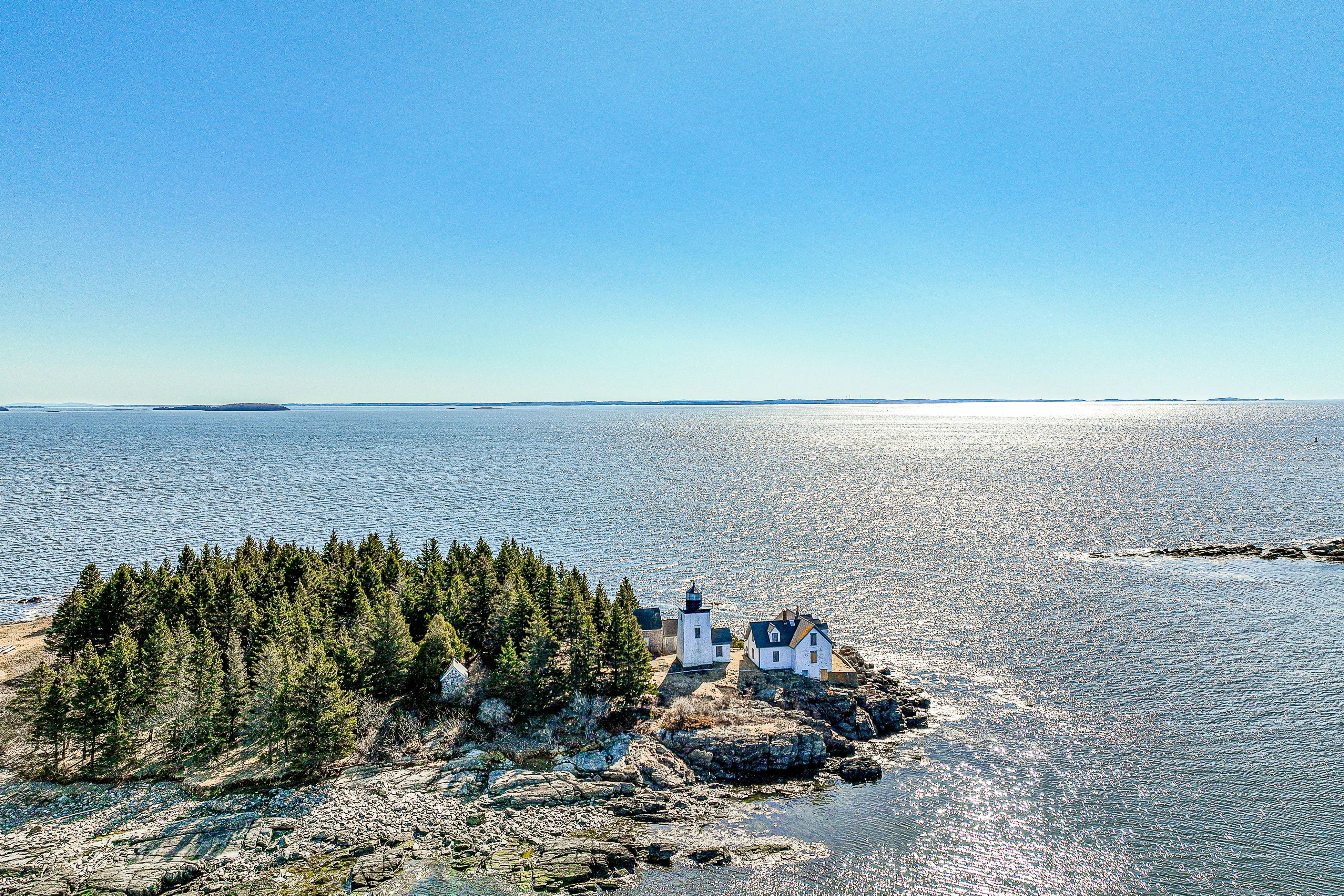 Cottage on the Coast