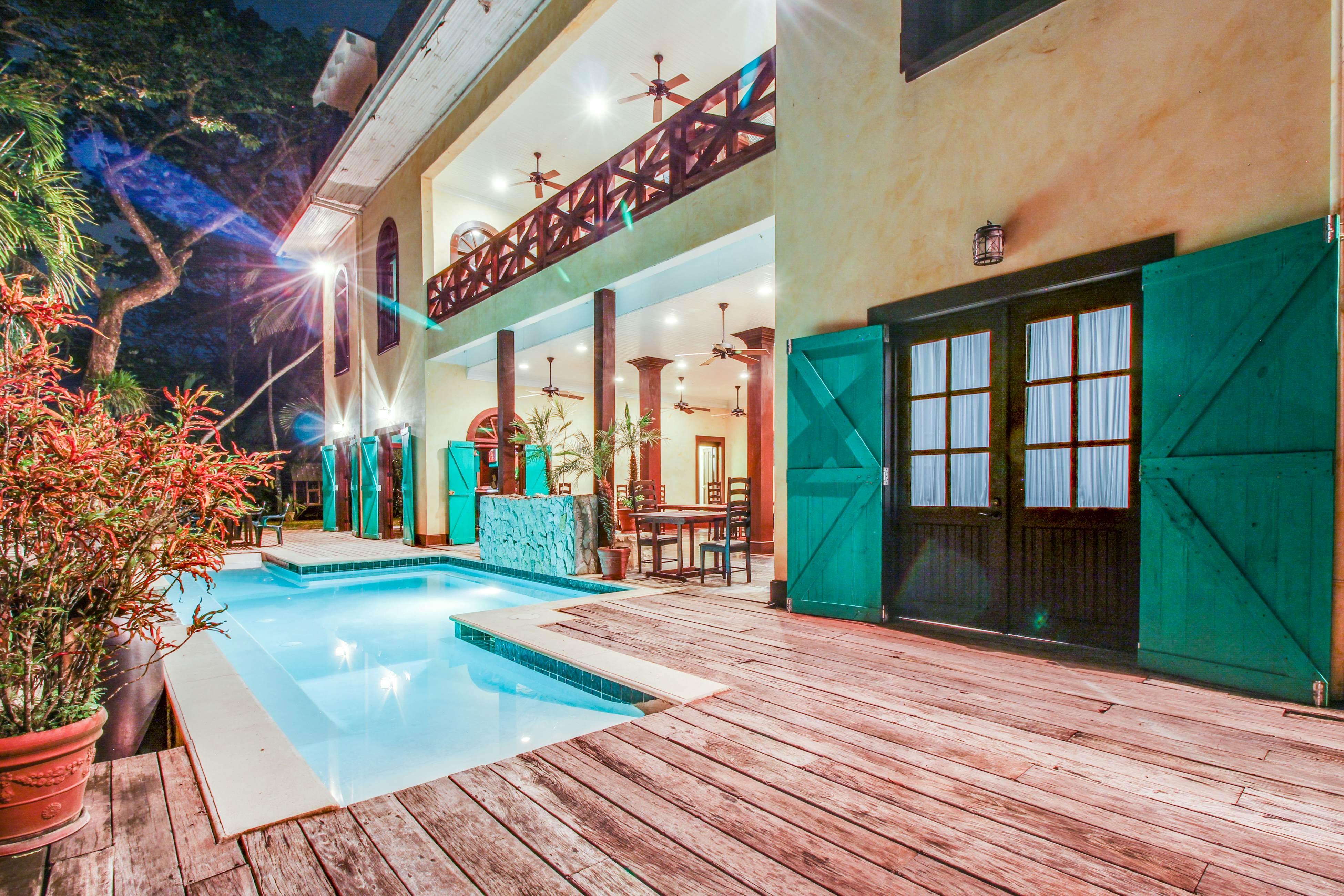 Monkey Suite at Mahogany Hall -Gold Standard Certified