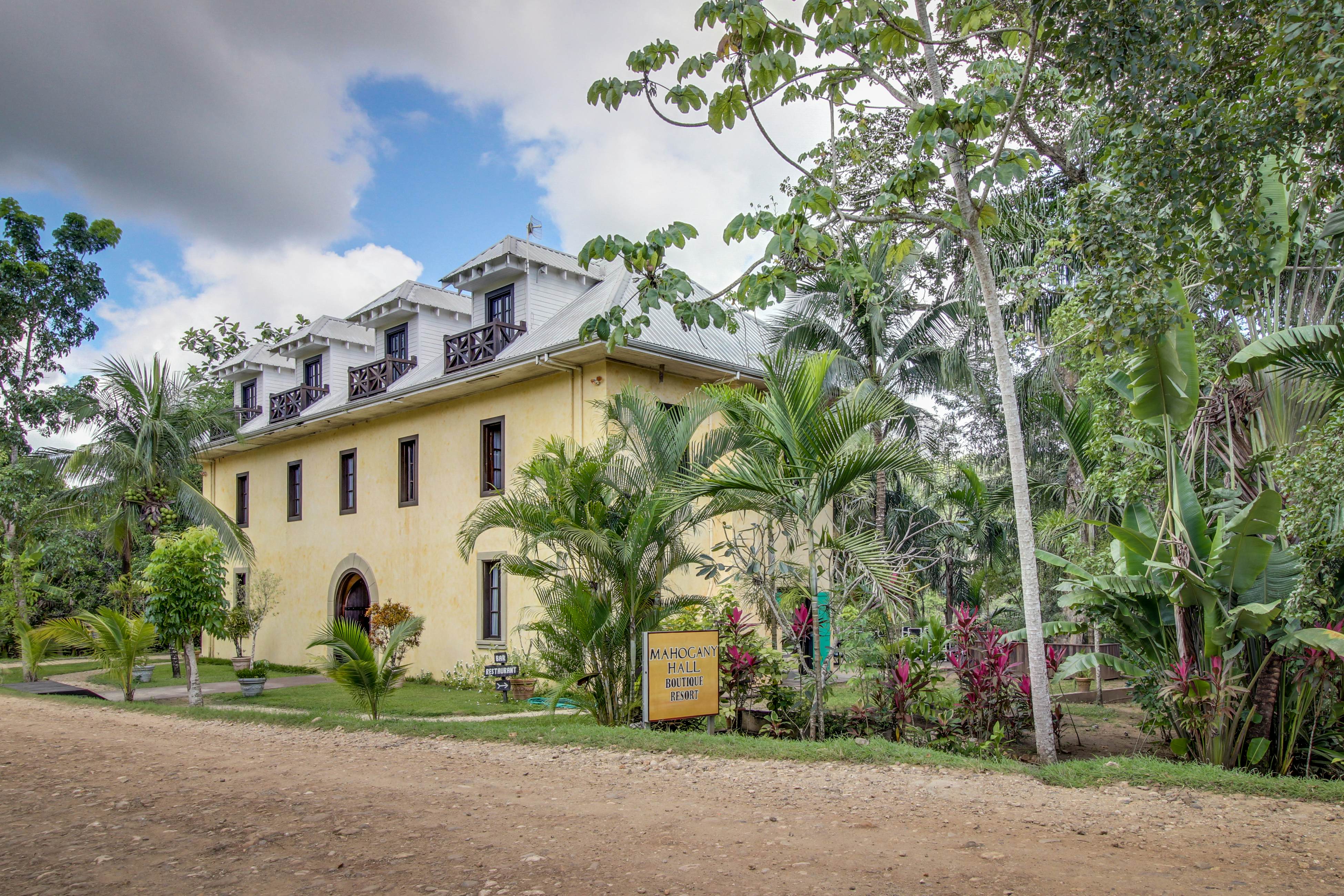 Monkey Suite at Mahogany Hall -Gold Standard Certified