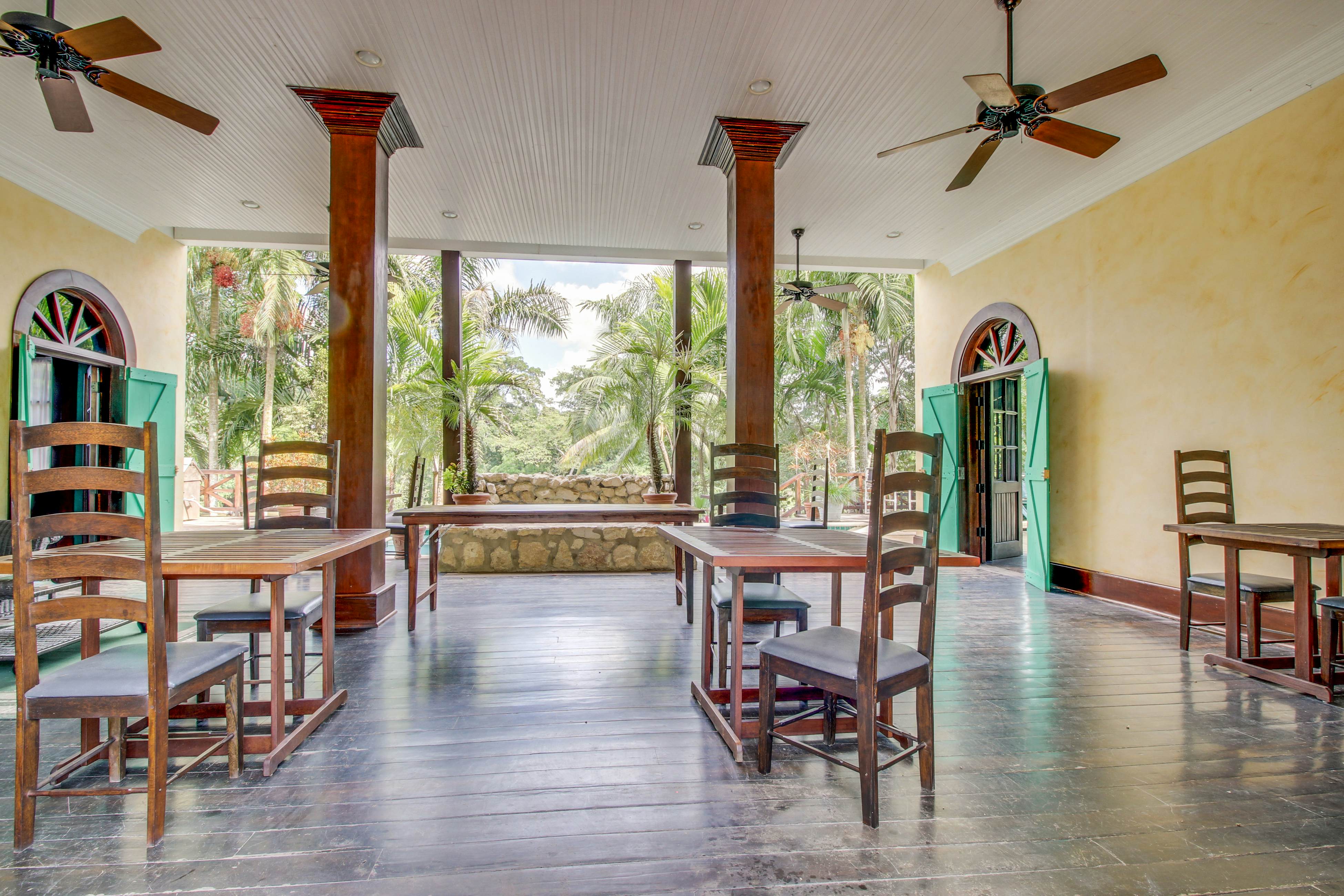 Monkey Suite at Mahogany Hall -Gold Standard Certified