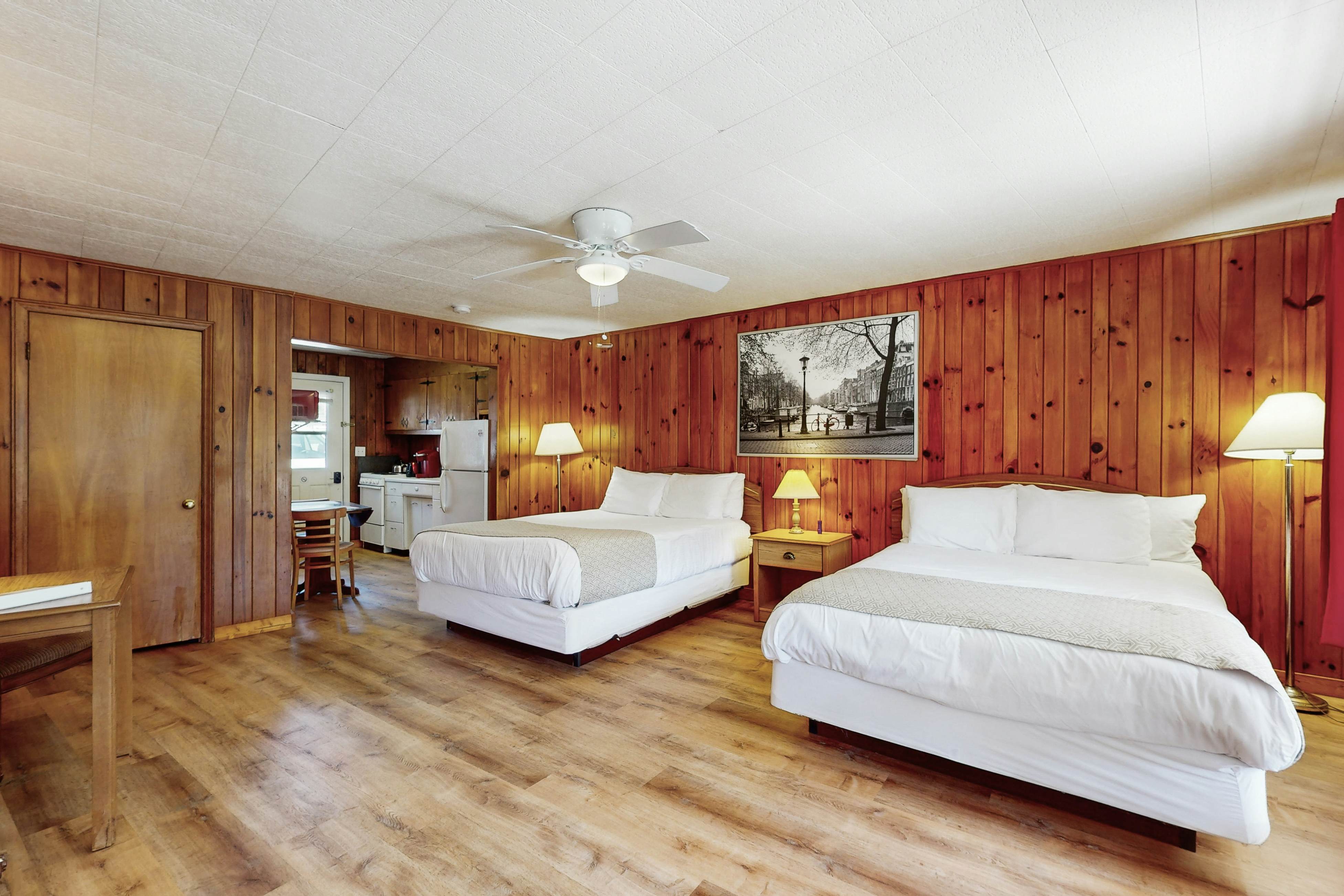 Lakeview Cottage - Unit 305