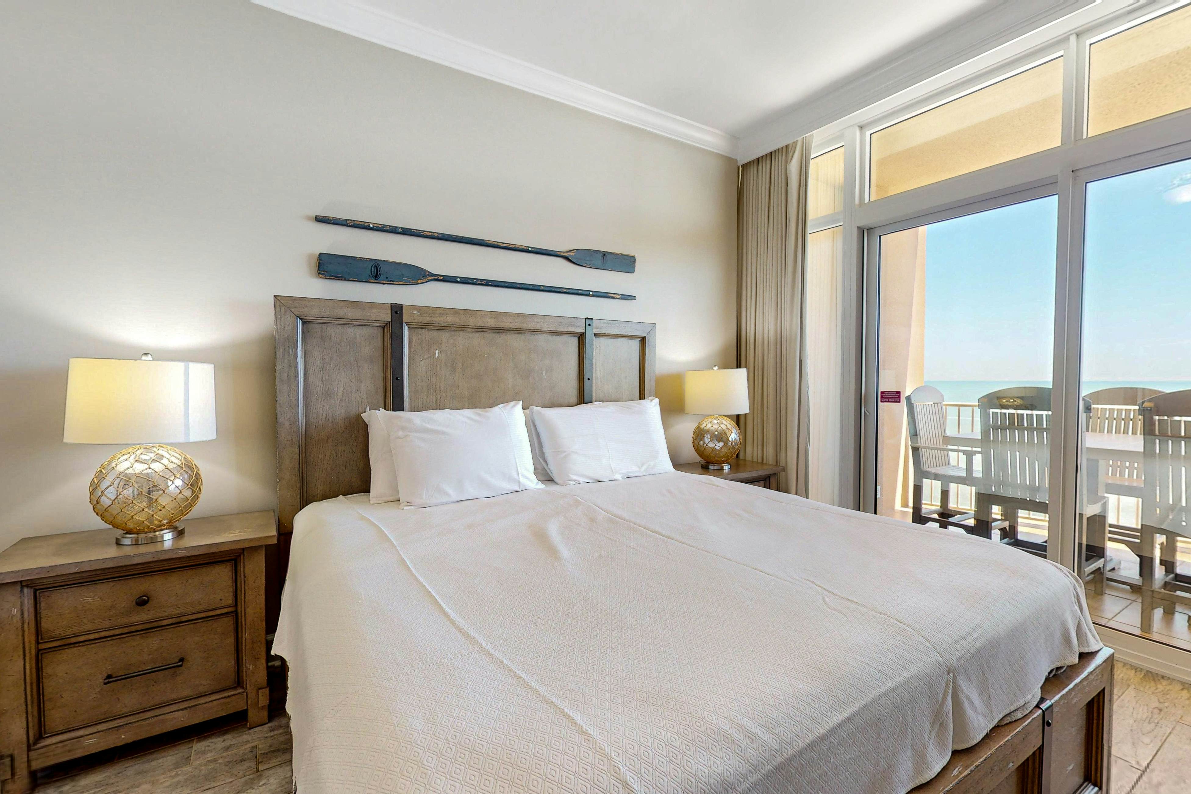 Phoenix Gulf Shores 1402 - Right Next Door