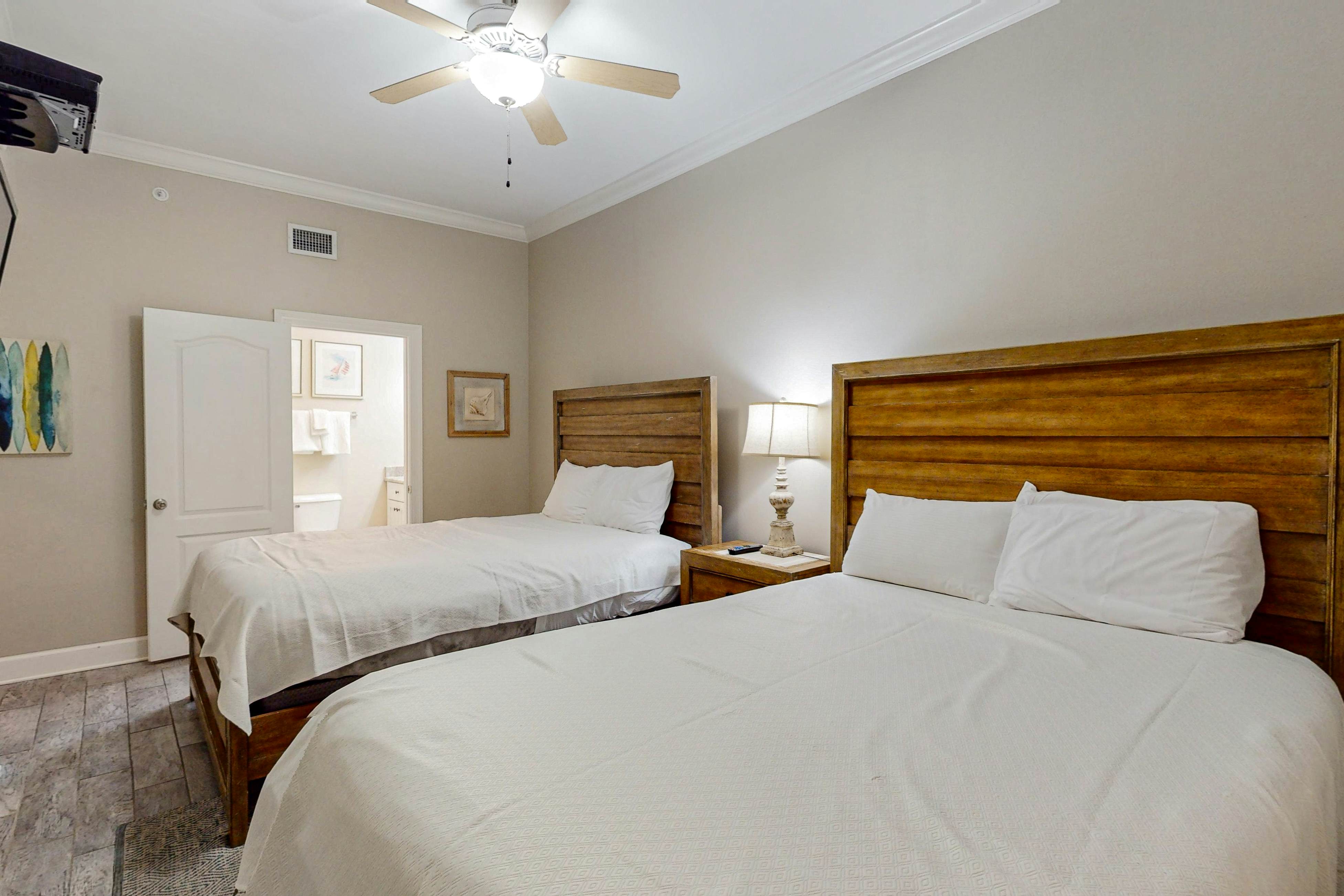 Phoenix Gulf Shores 1402 - Right Next Door