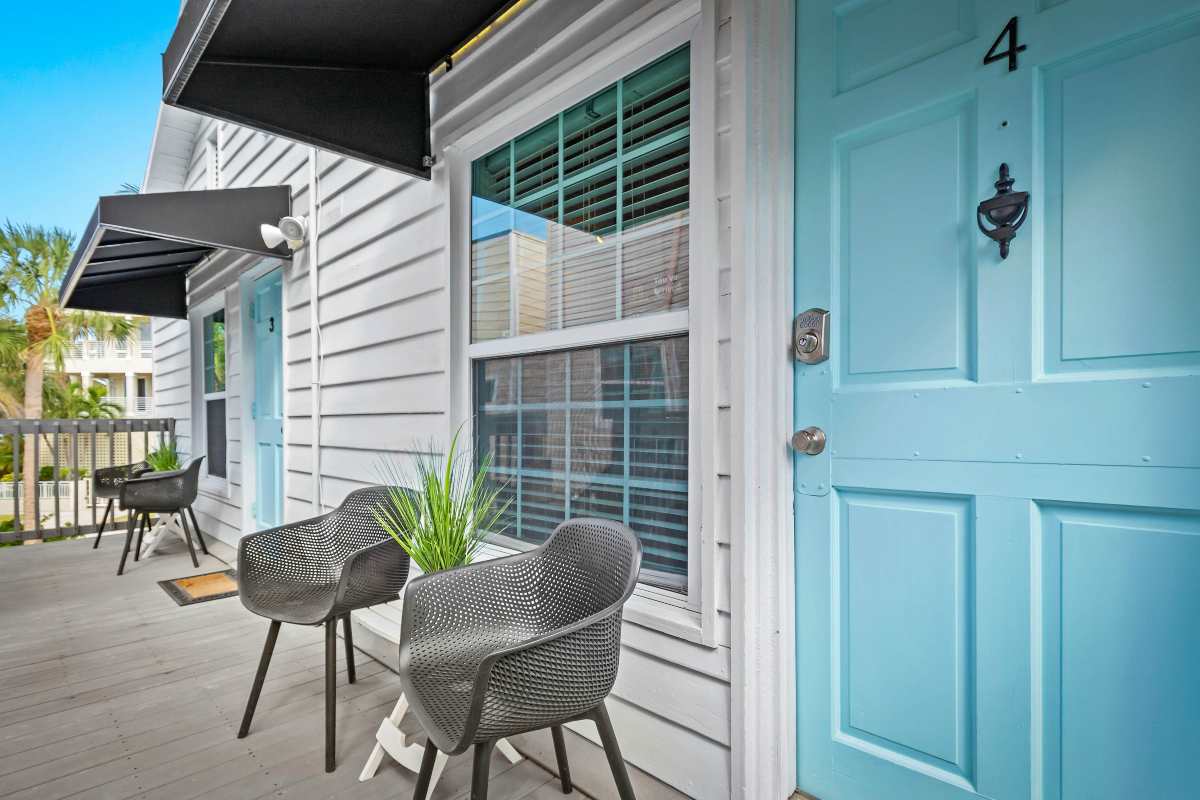 Parrot Beach Cottages Suite #4