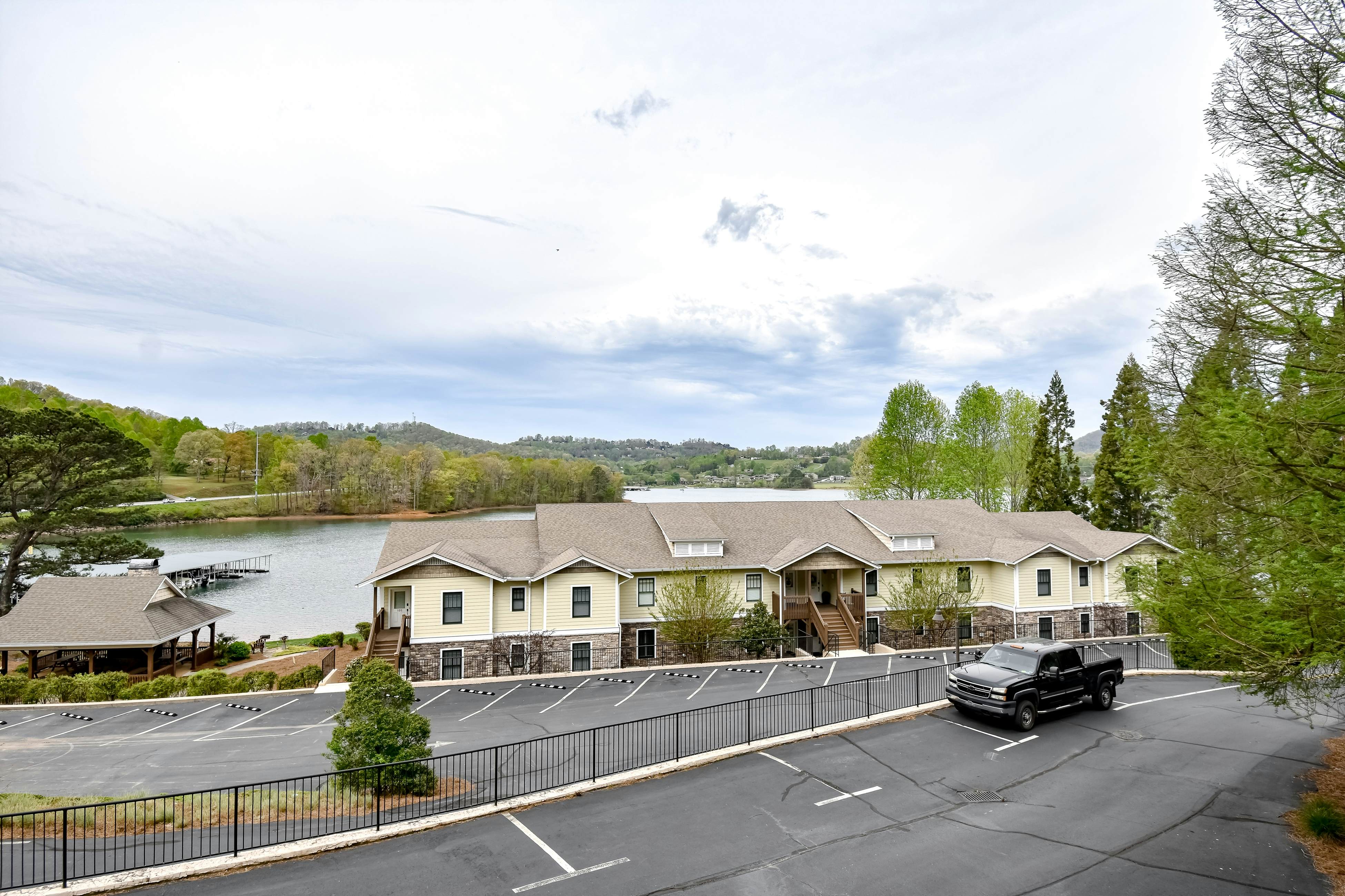 Lake Chatuge Lookout