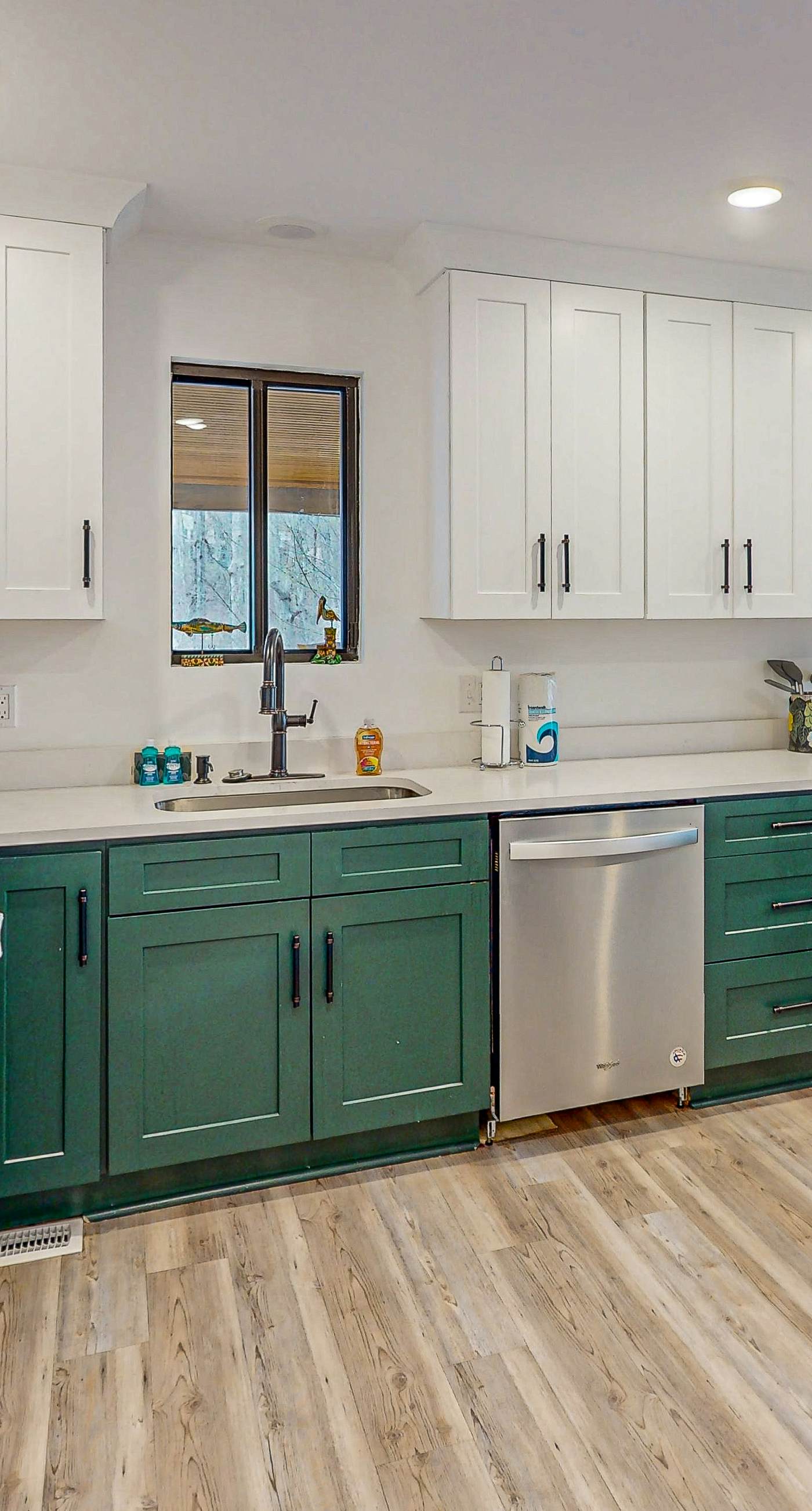 The Overlook Lake Retreat