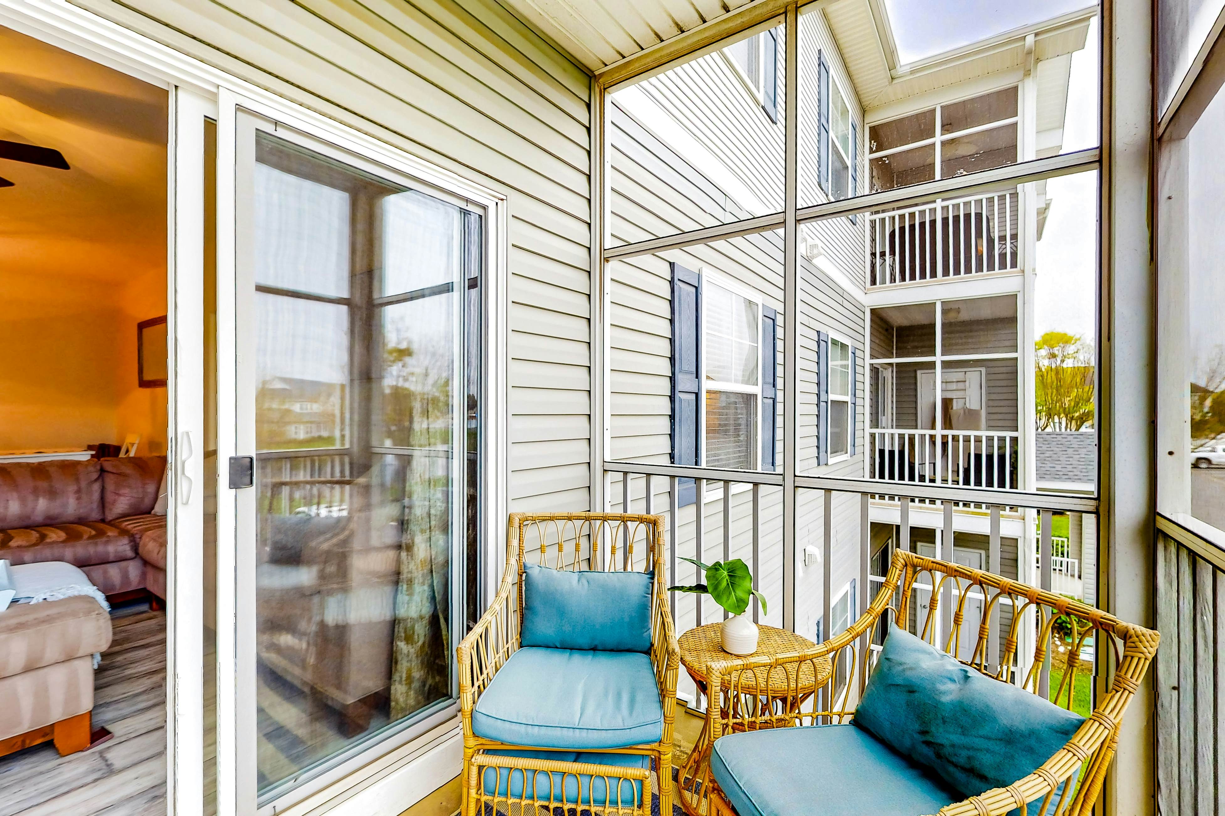 Villas at Bay Crossing - 34670 Villa Cir, Unit #2206