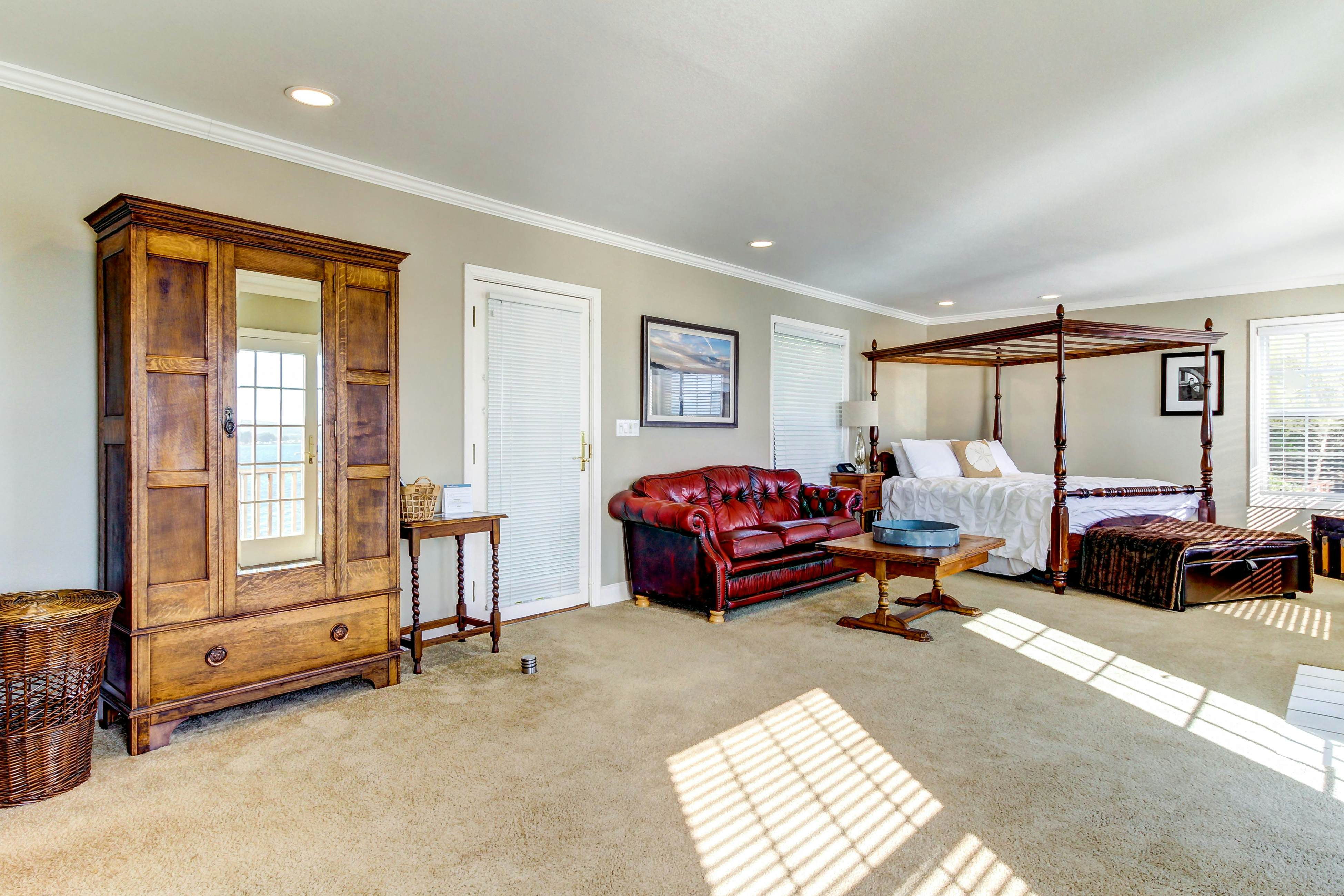 Bayside Cottage 0 BD Bodega Bay, CA Vacation Rental Vacasa