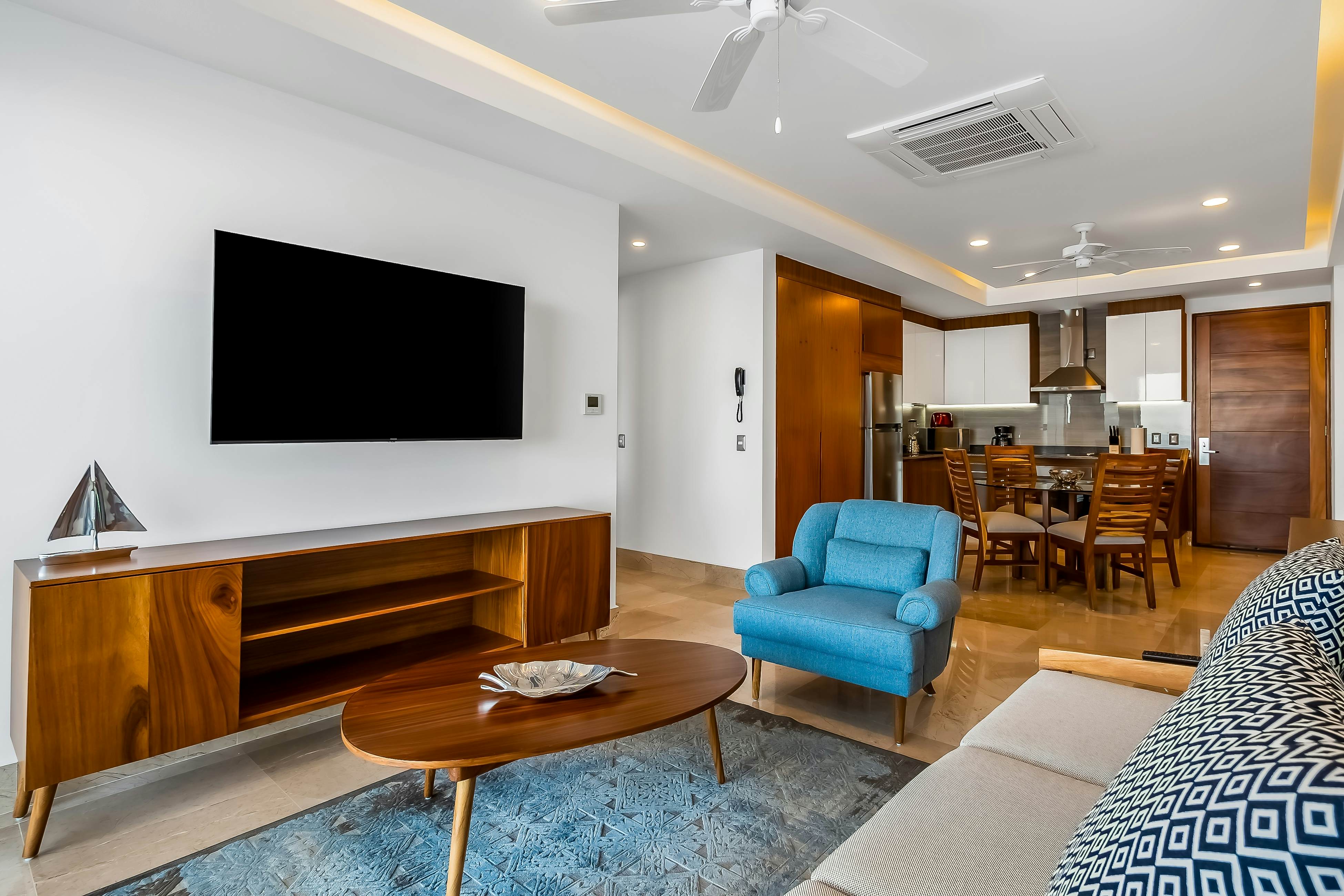 Blue Horizon 902 at Residences