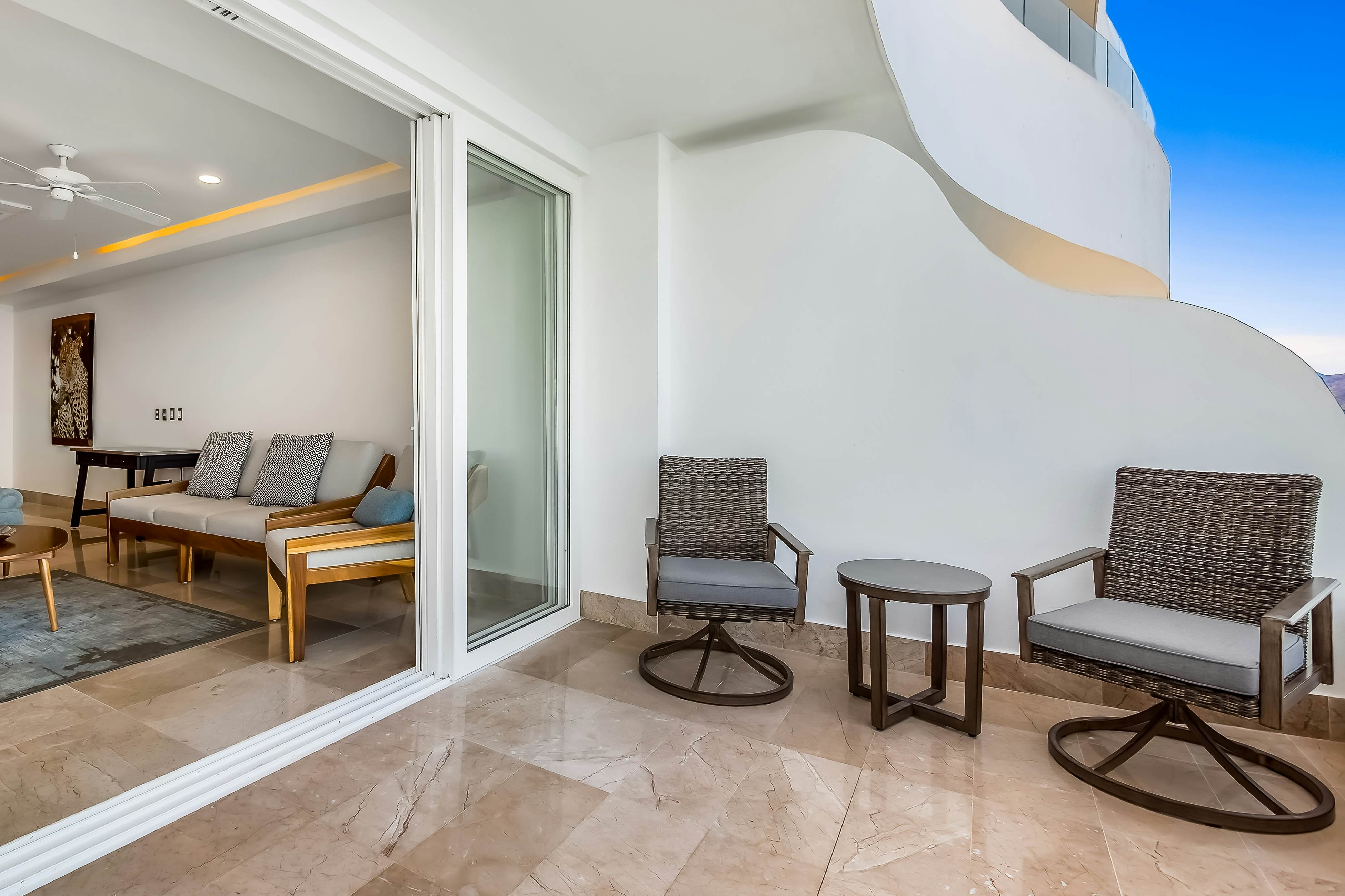 Blue Horizon 902 at Residences