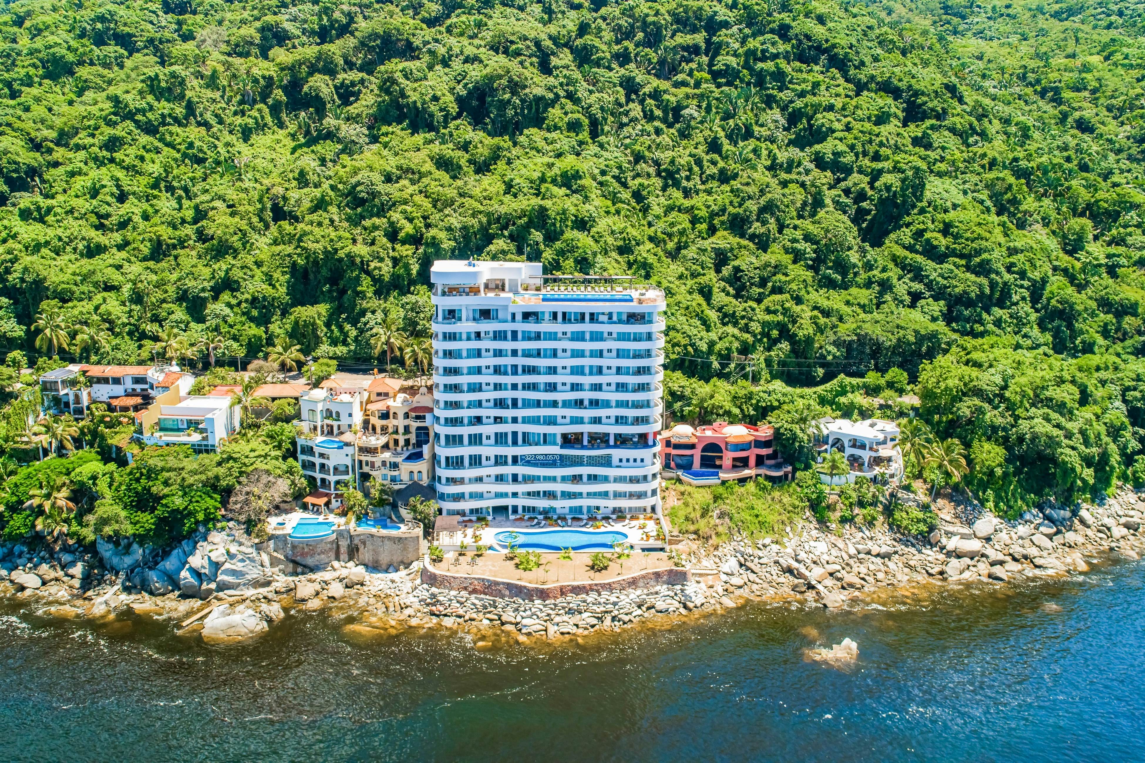 Blue Horizon 902 at Residences