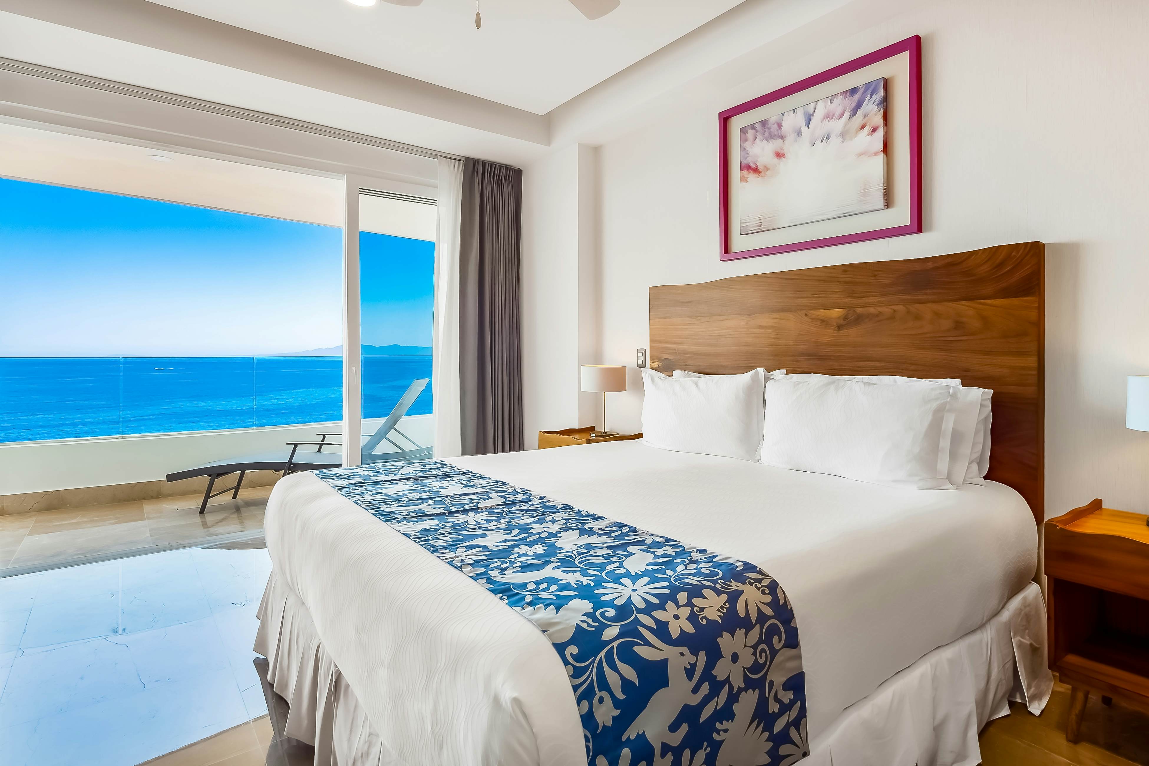 Blue Horizon 902 at Residences