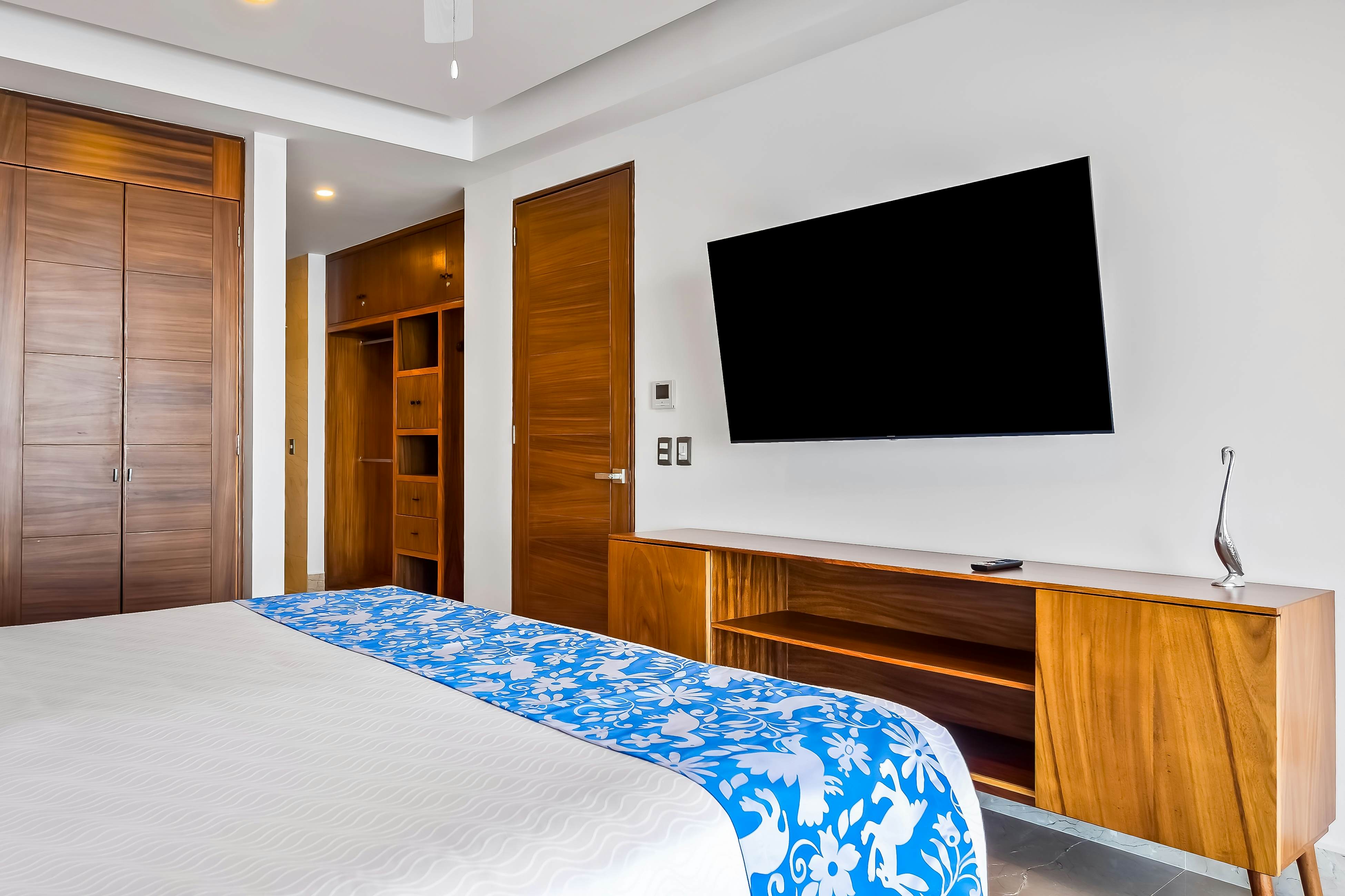 Blue Horizon 902 at Residences