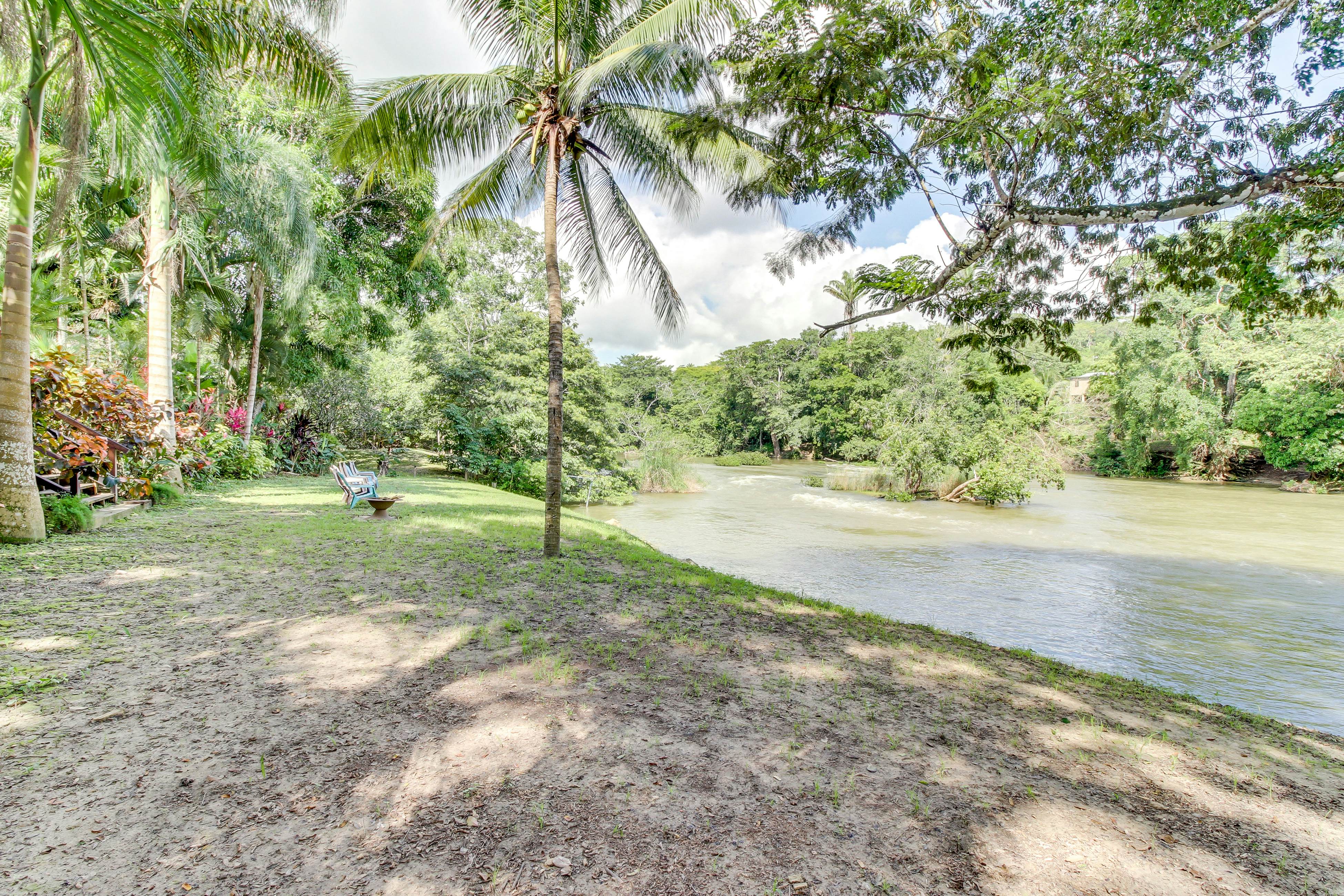 Crow's Nest Suite at Mahogany Hall -Gold Standard Certified