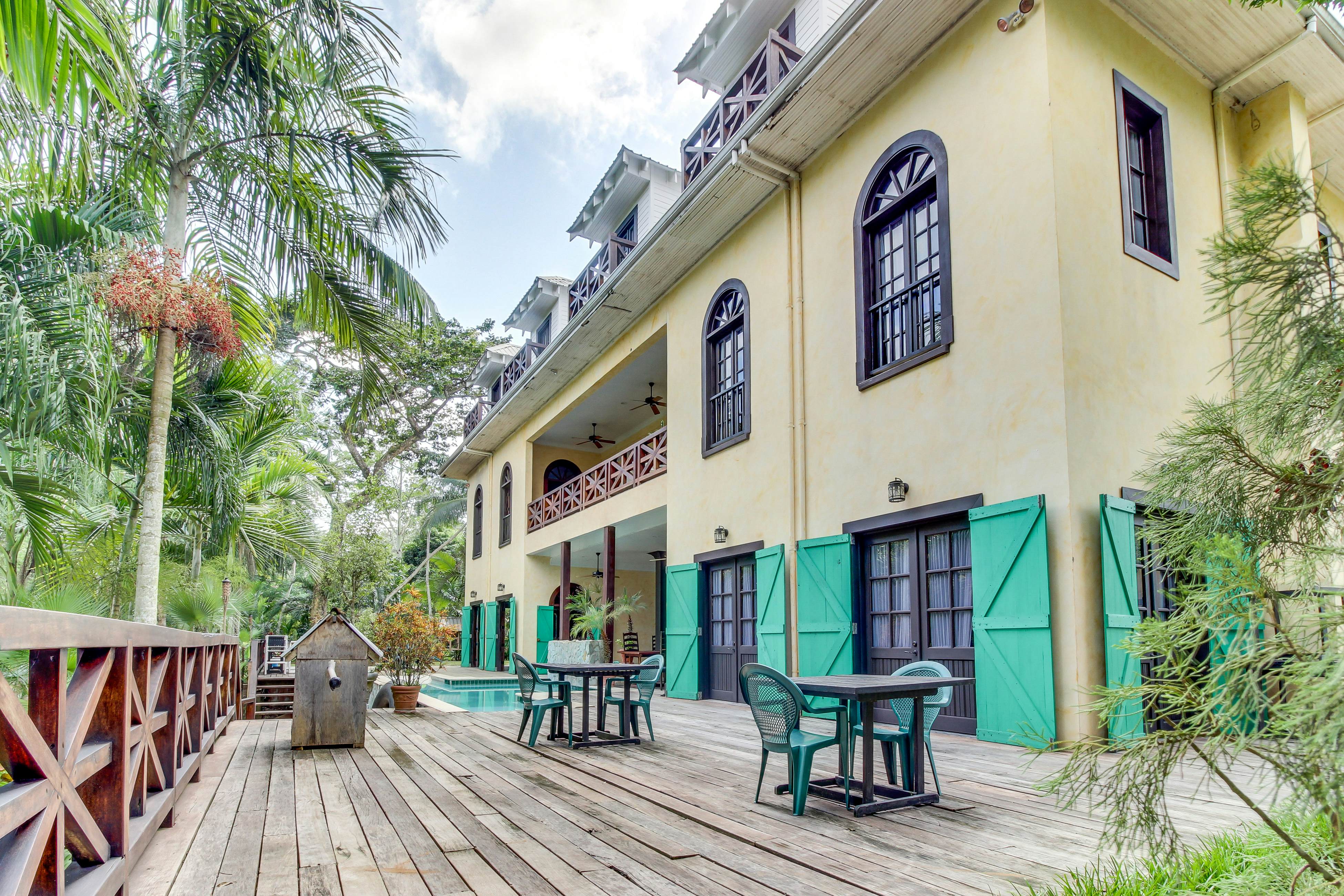 Crow's Nest Suite at Mahogany Hall -Gold Standard Certified