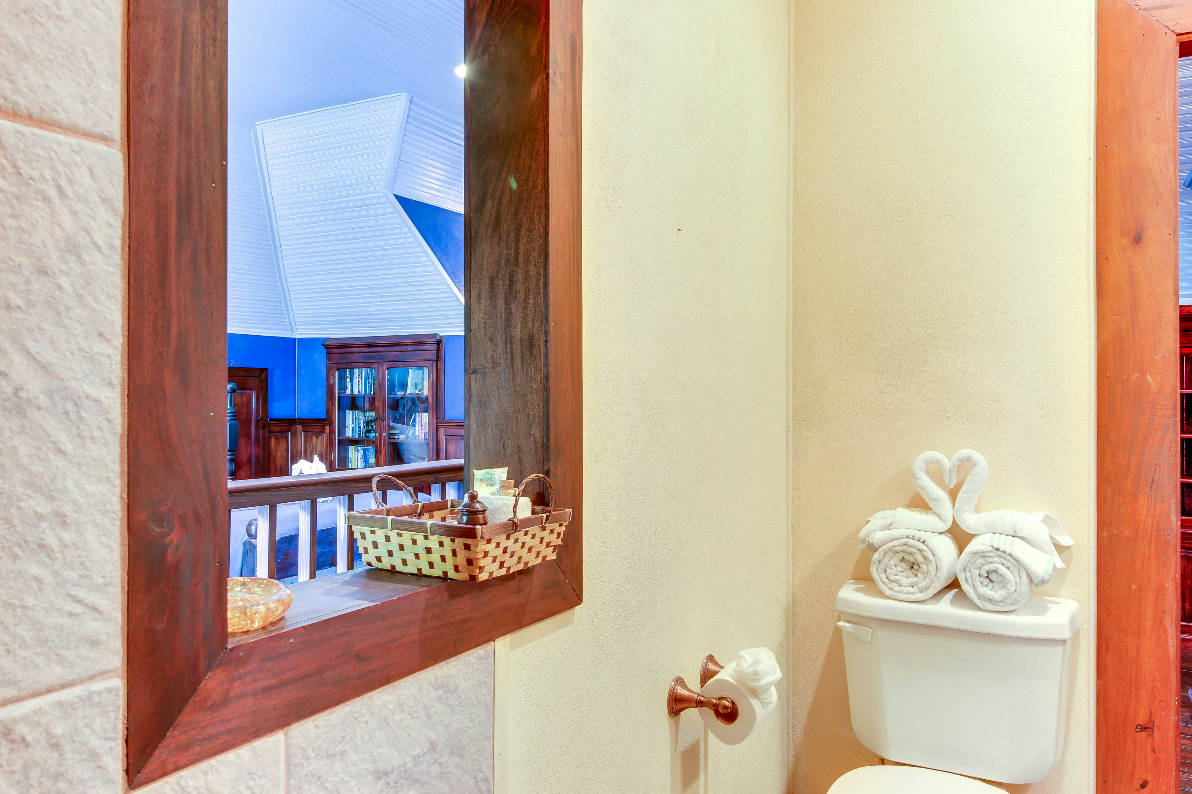 Crow's Nest Suite at Mahogany Hall -Gold Standard Certified