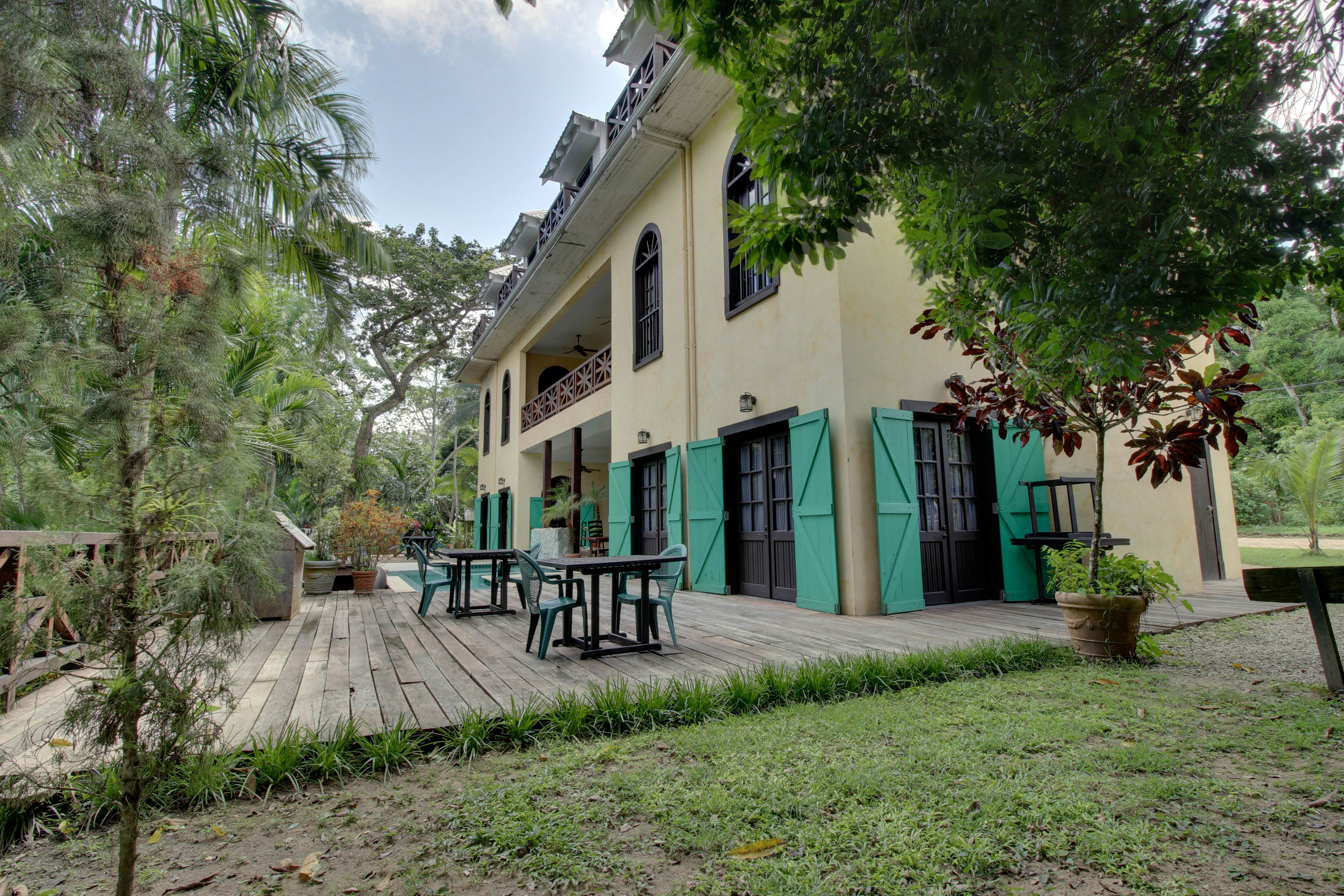 Parrot Room at Mahogany Hall -Gold Standard Certified