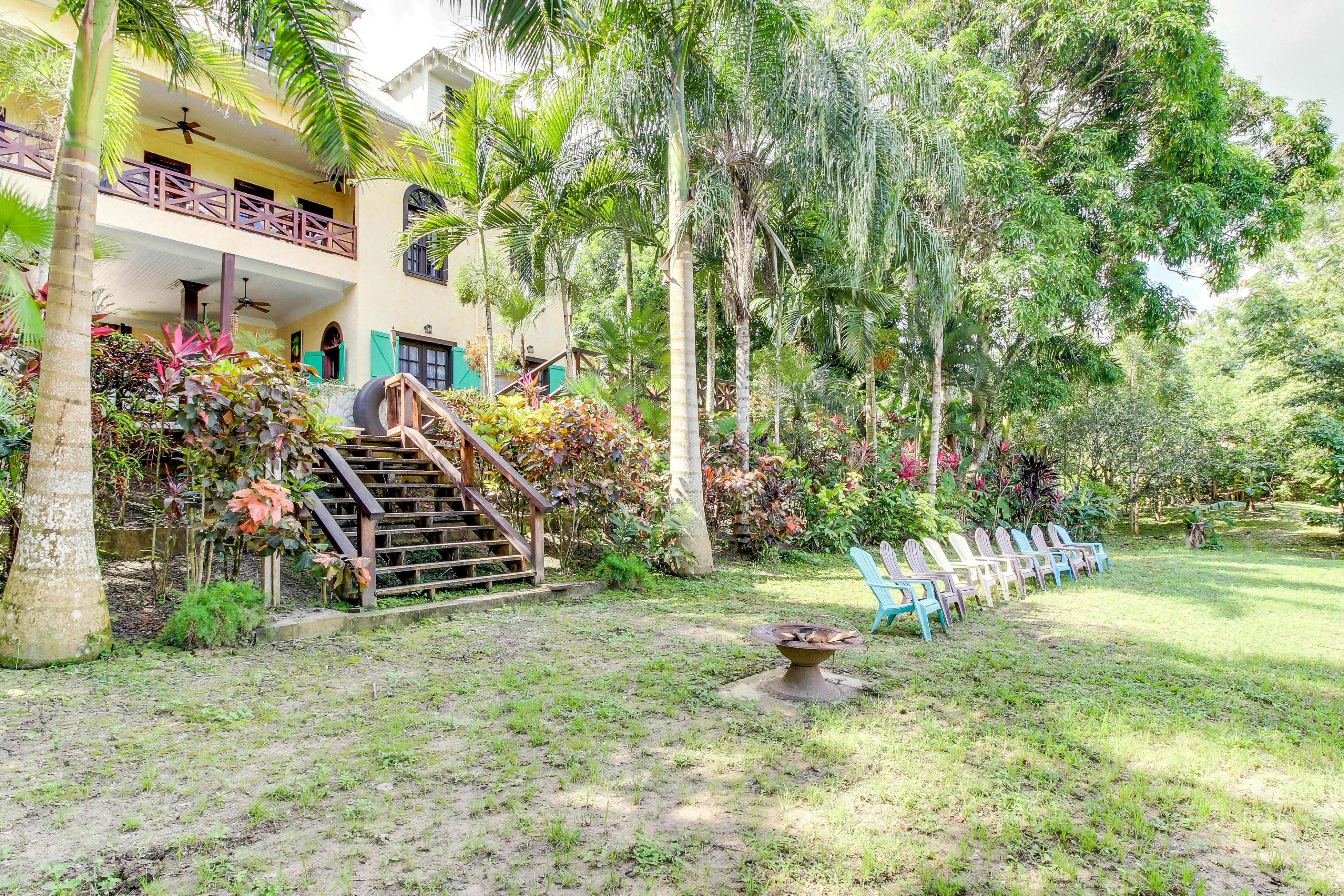 Parrot Room at Mahogany Hall -Gold Standard Certified