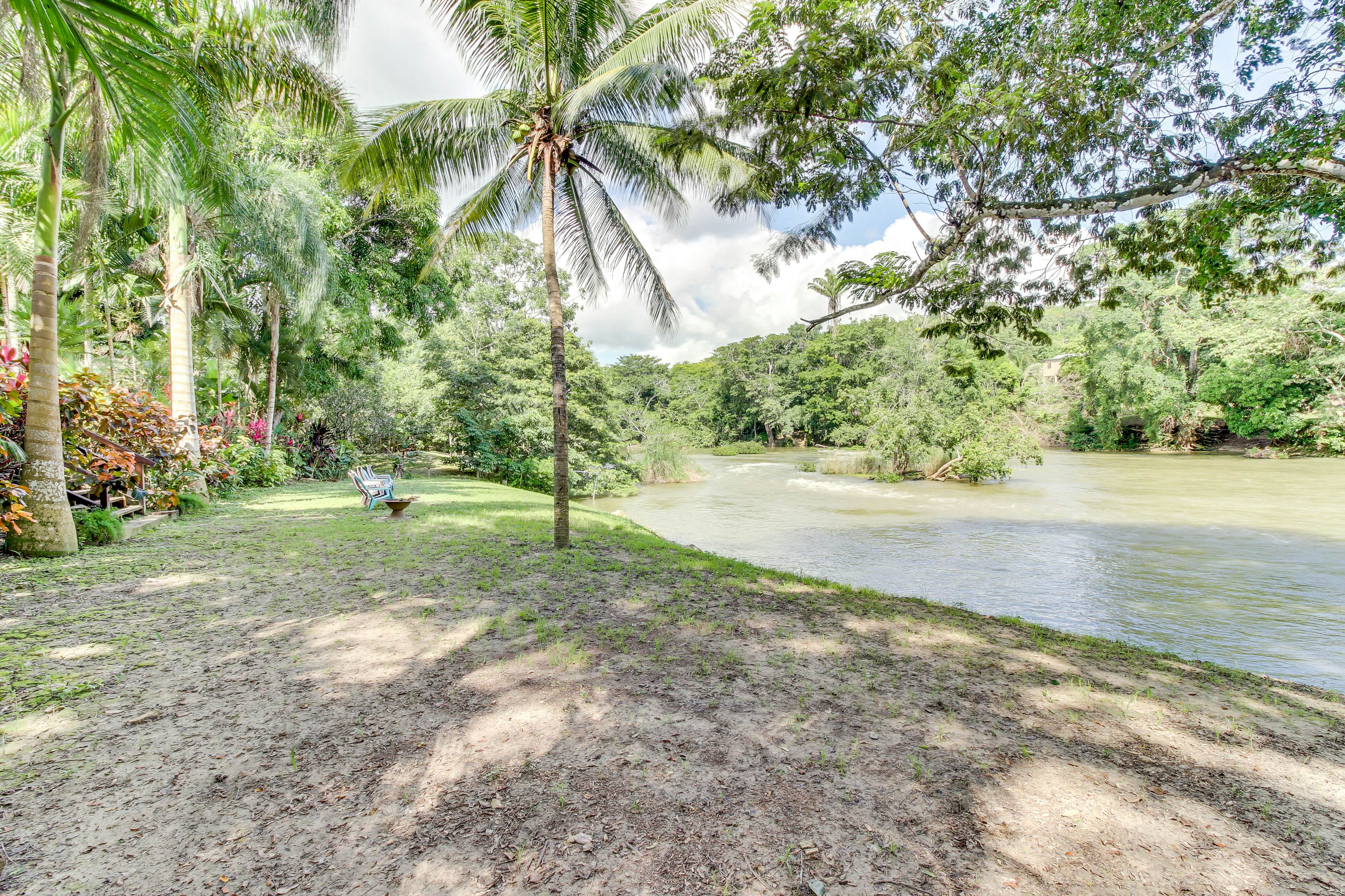 Jaguar Room at Mahogany Hall -Gold Standard Certified