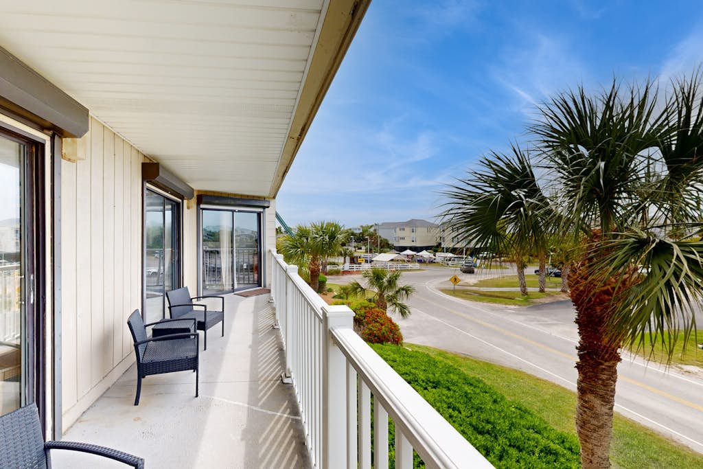 Bay Creek Villa  202 — Edisto Beach, SC — vacation rental