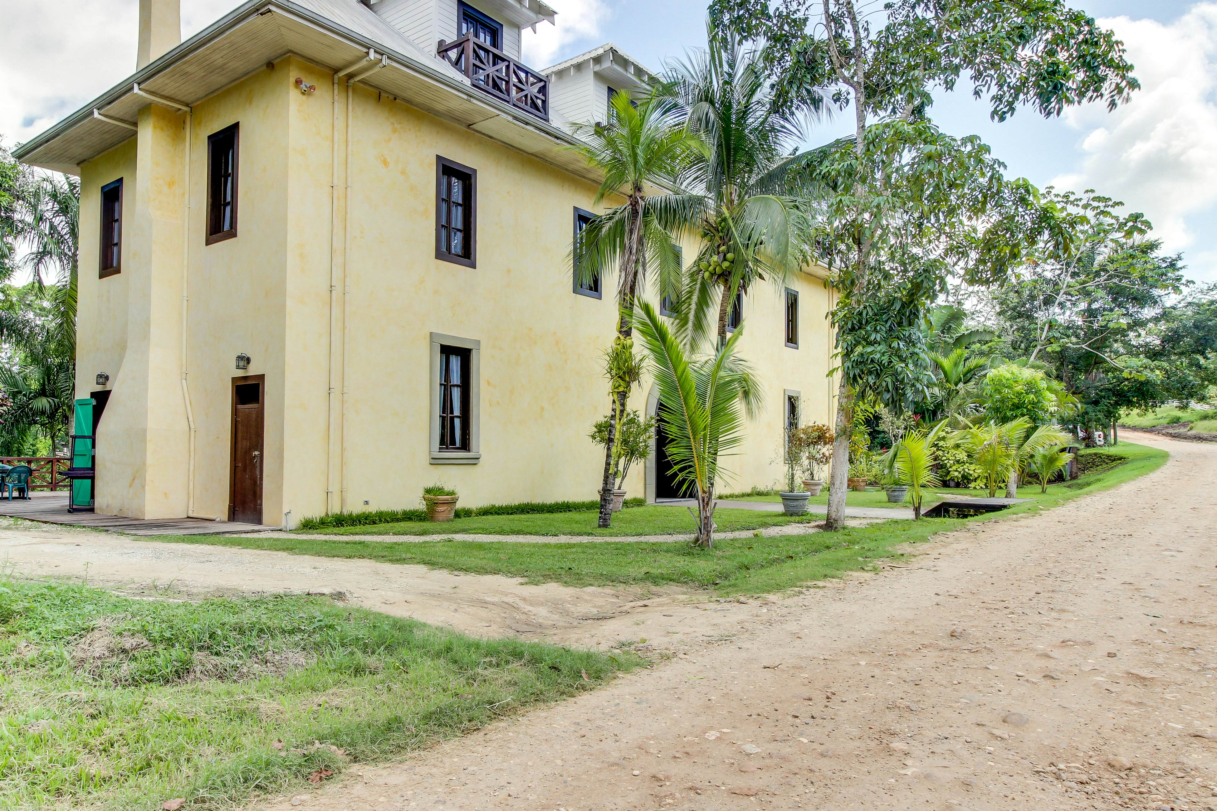 Monkey Room at Mahogany Hall -Gold Standard Certified
