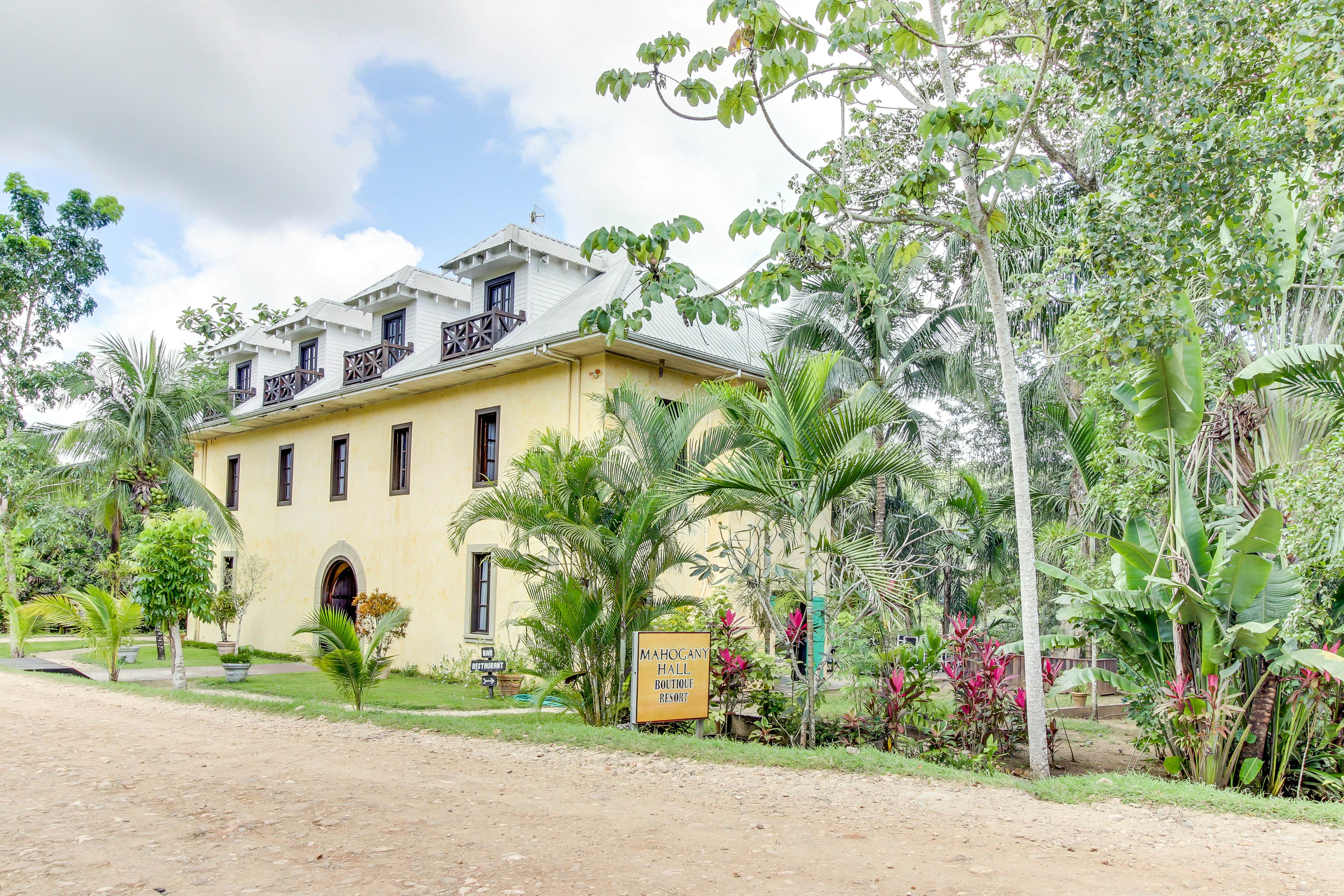 Monkey Room at Mahogany Hall -Gold Standard Certified