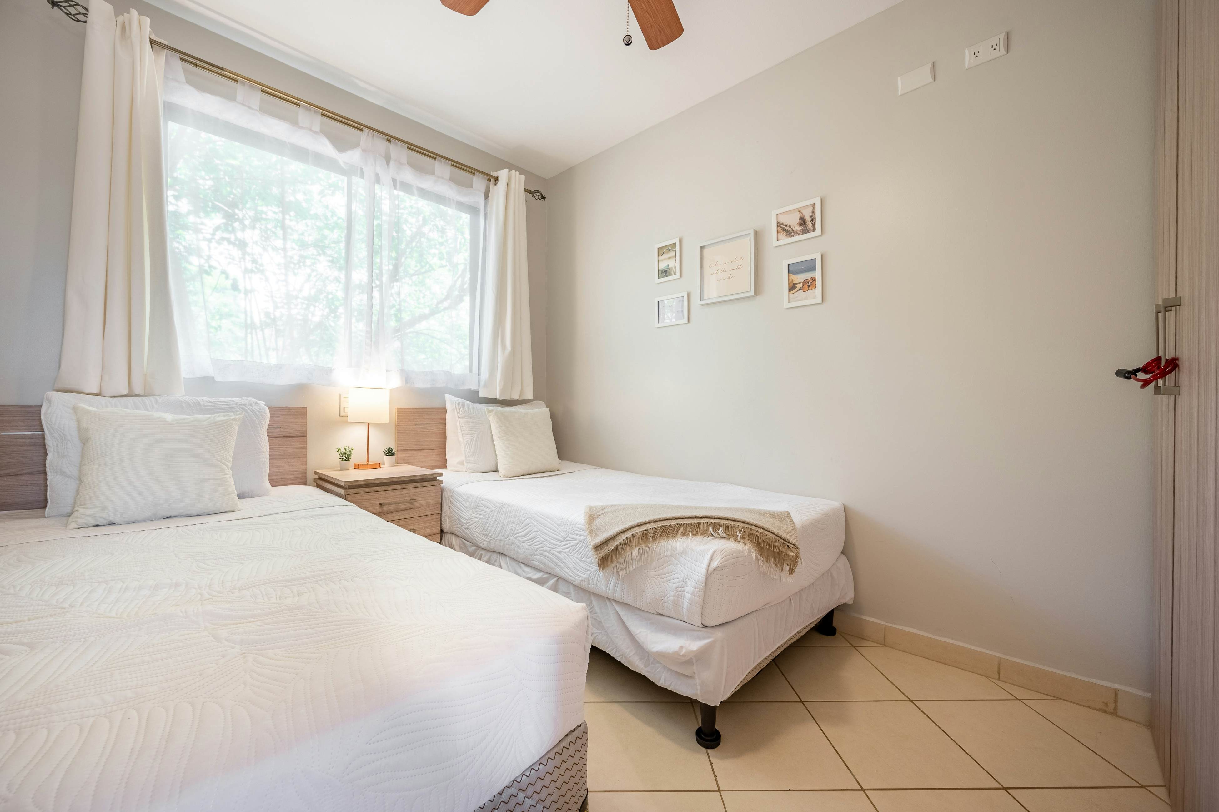 Coco Bliss at Flor de Limón 