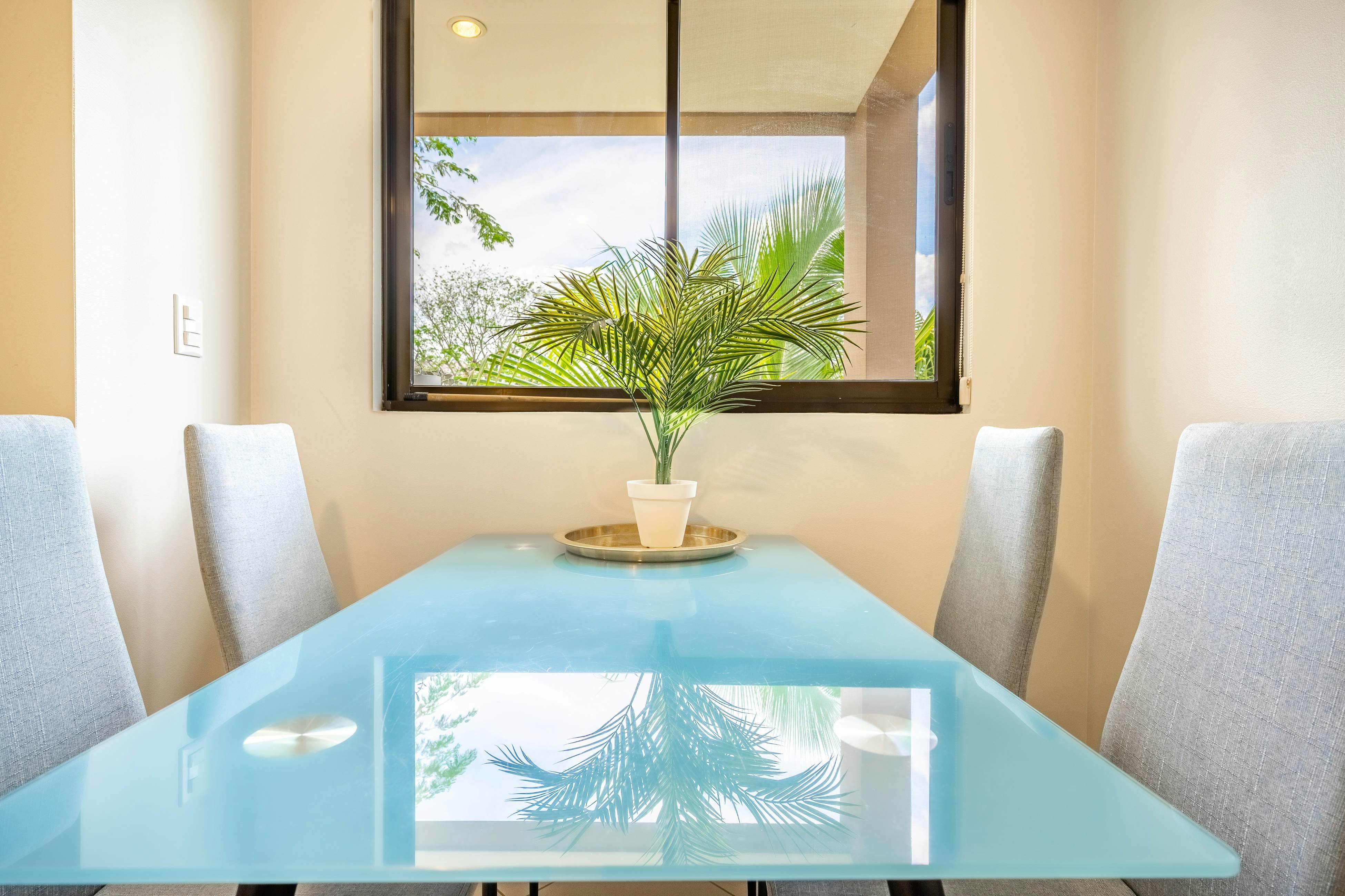 Coco Bliss at Flor de Limón 