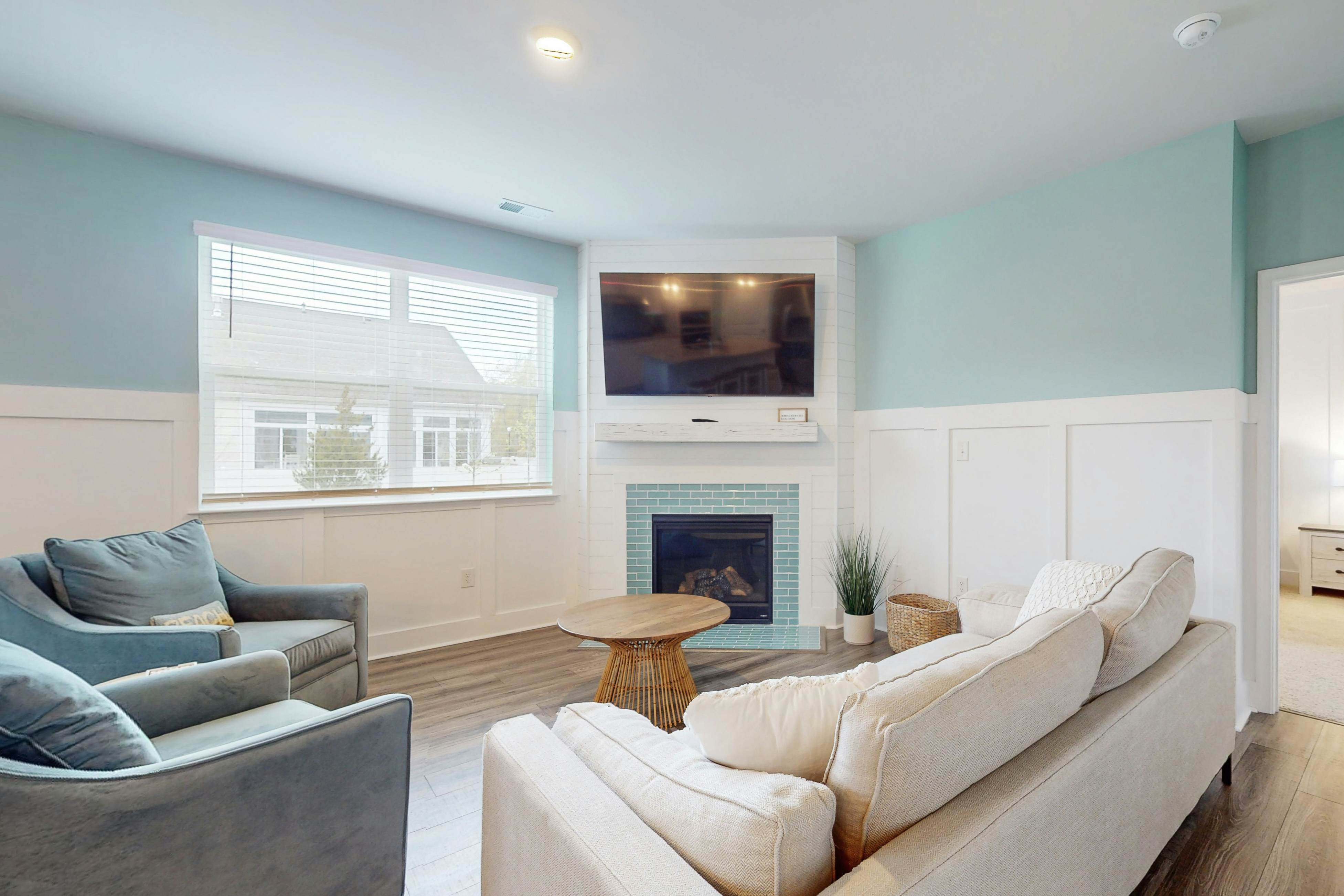 Ocean View Beach Club - Kitts Lane