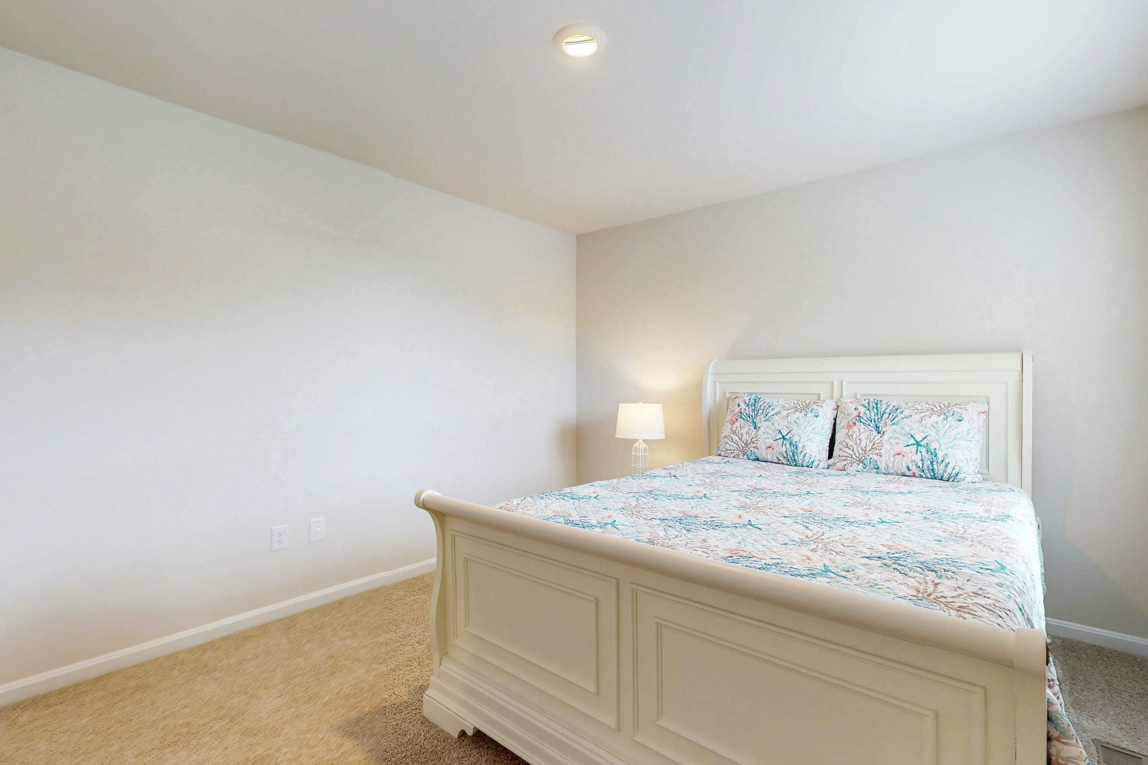 Ocean View Beach Club - Kitts Lane