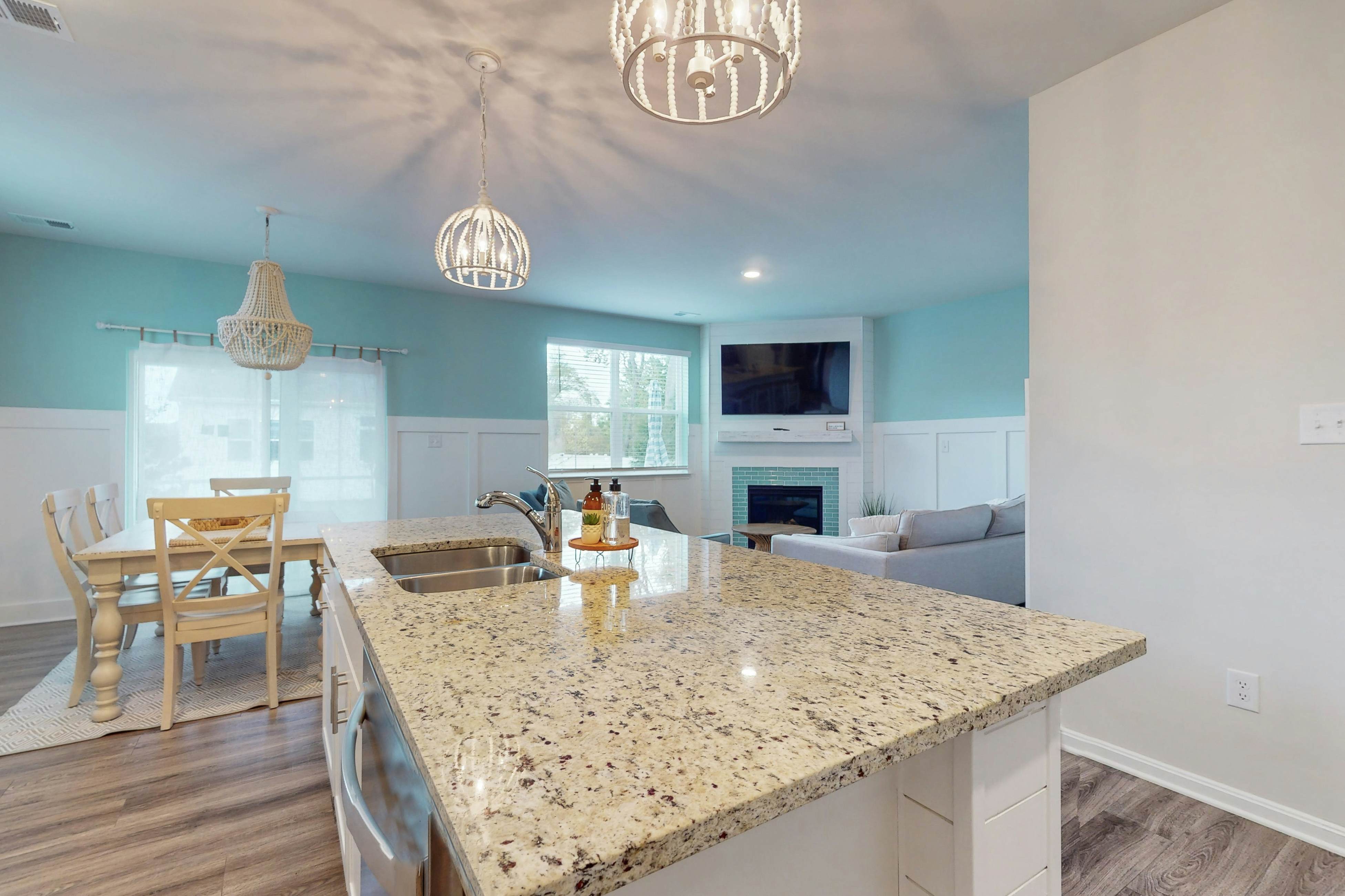 Ocean View Beach Club - Kitts Lane