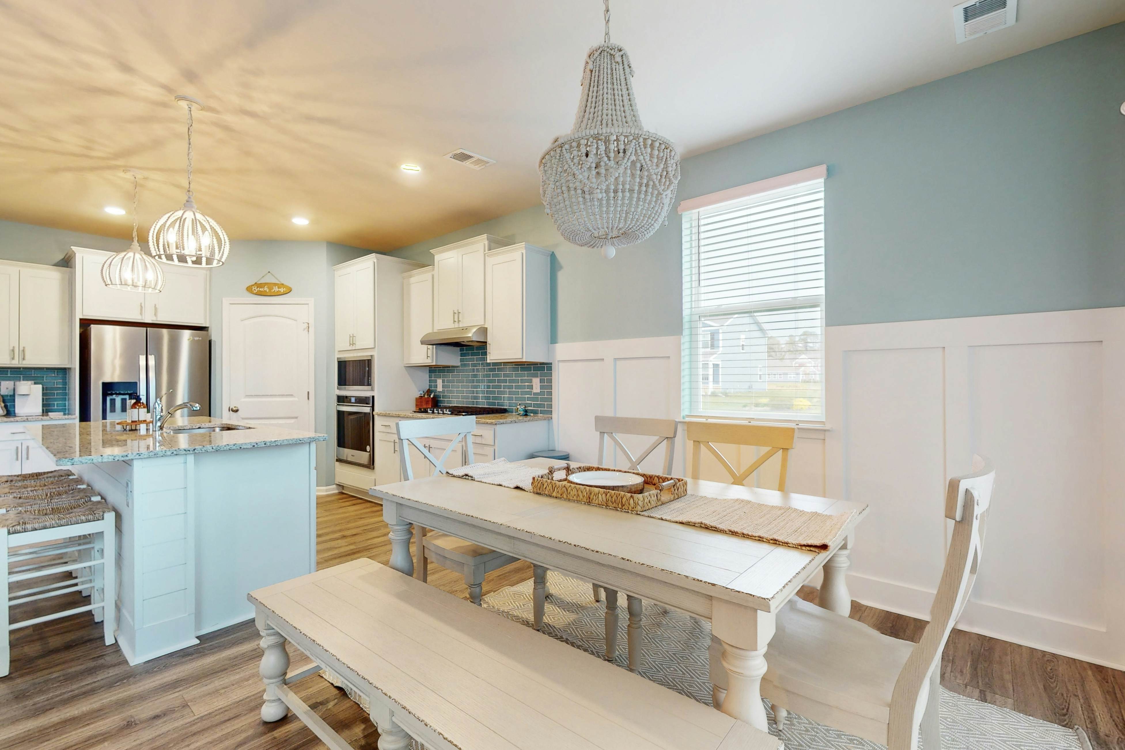 Ocean View Beach Club - Kitts Lane