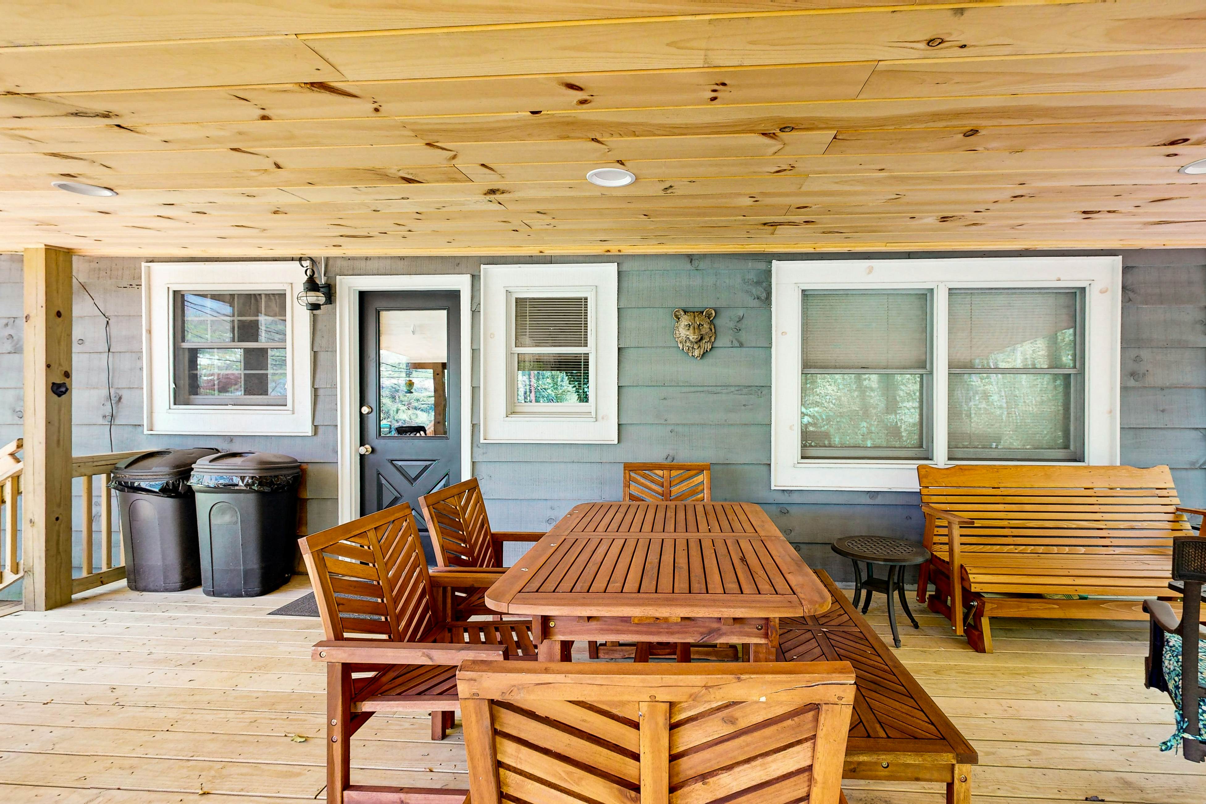 Bradley Bear Hideaway