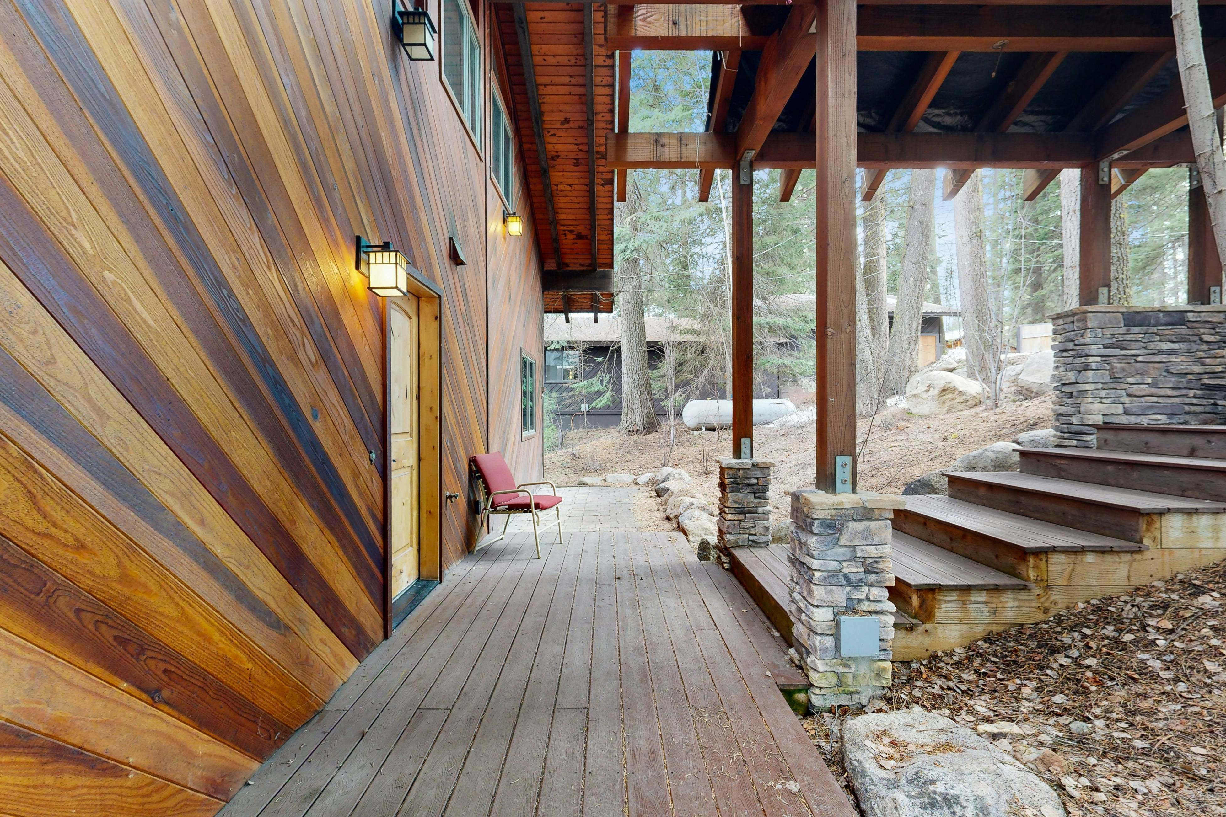 A Place on Payette Lake